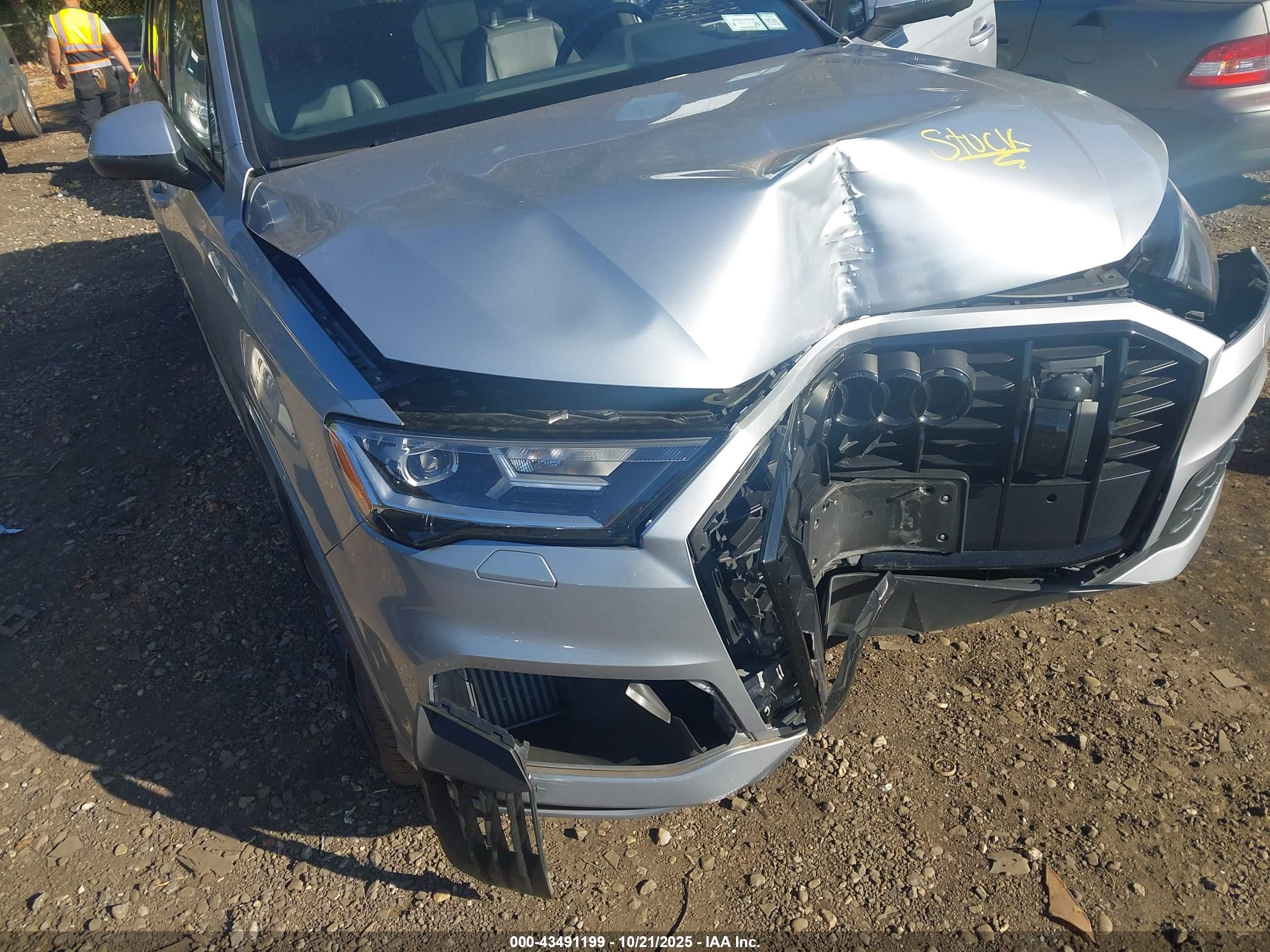 AUDI Q7 image 6