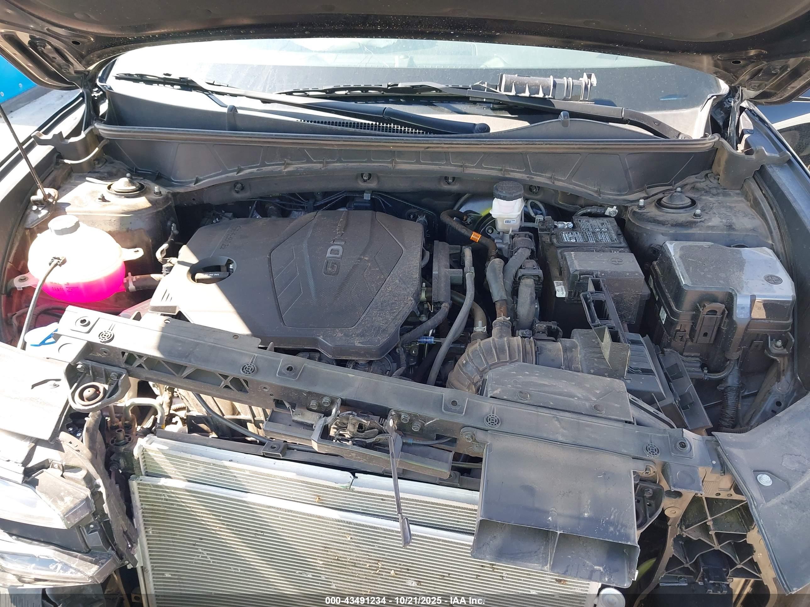 HYUNDAI TUCSON image 10