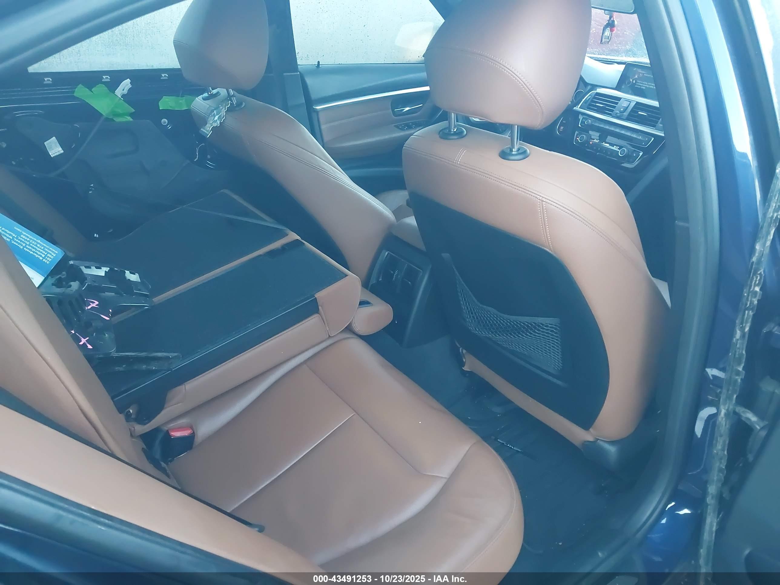 BMW 328I image 8