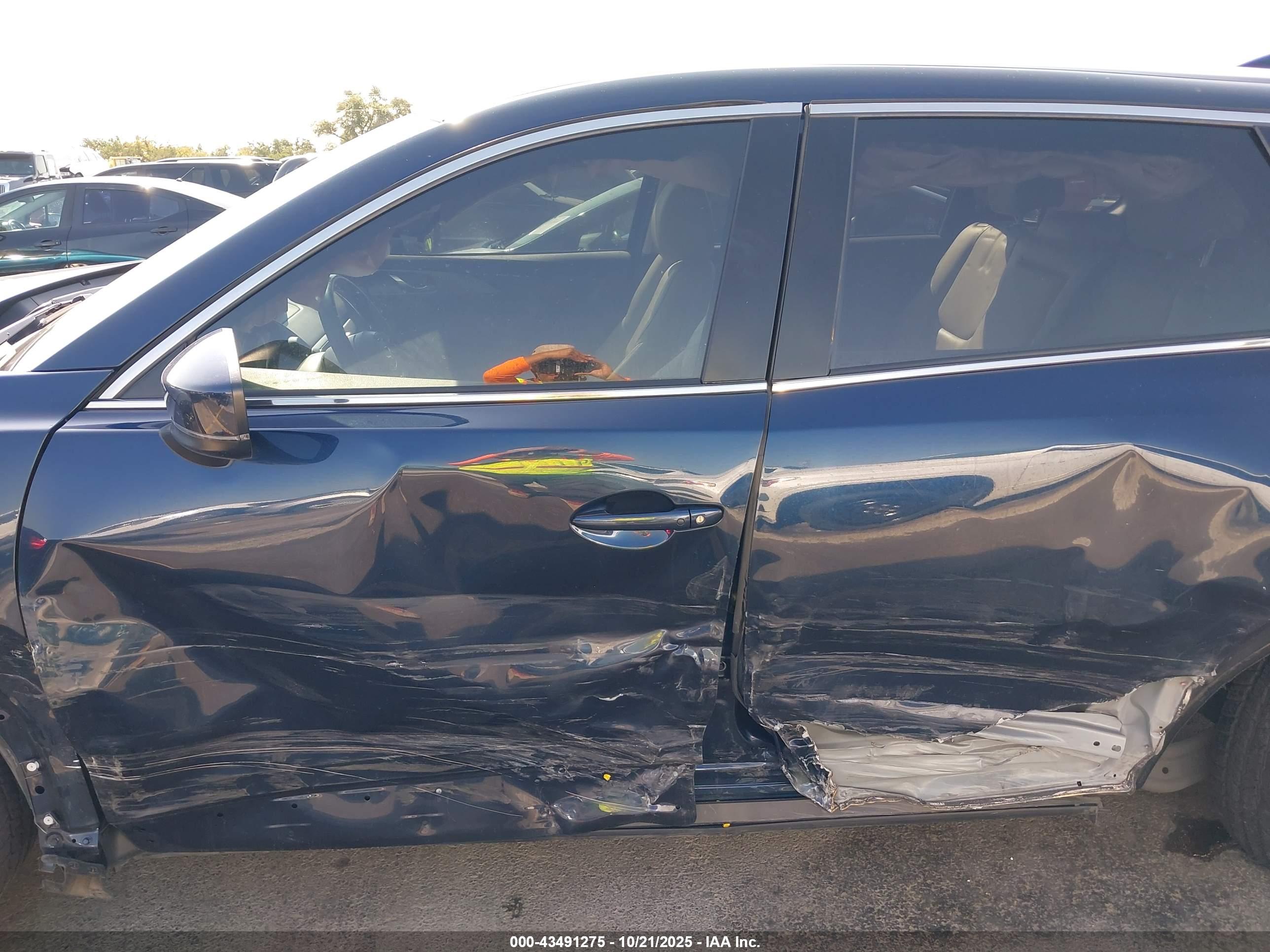 MAZDA CX-9 image 6