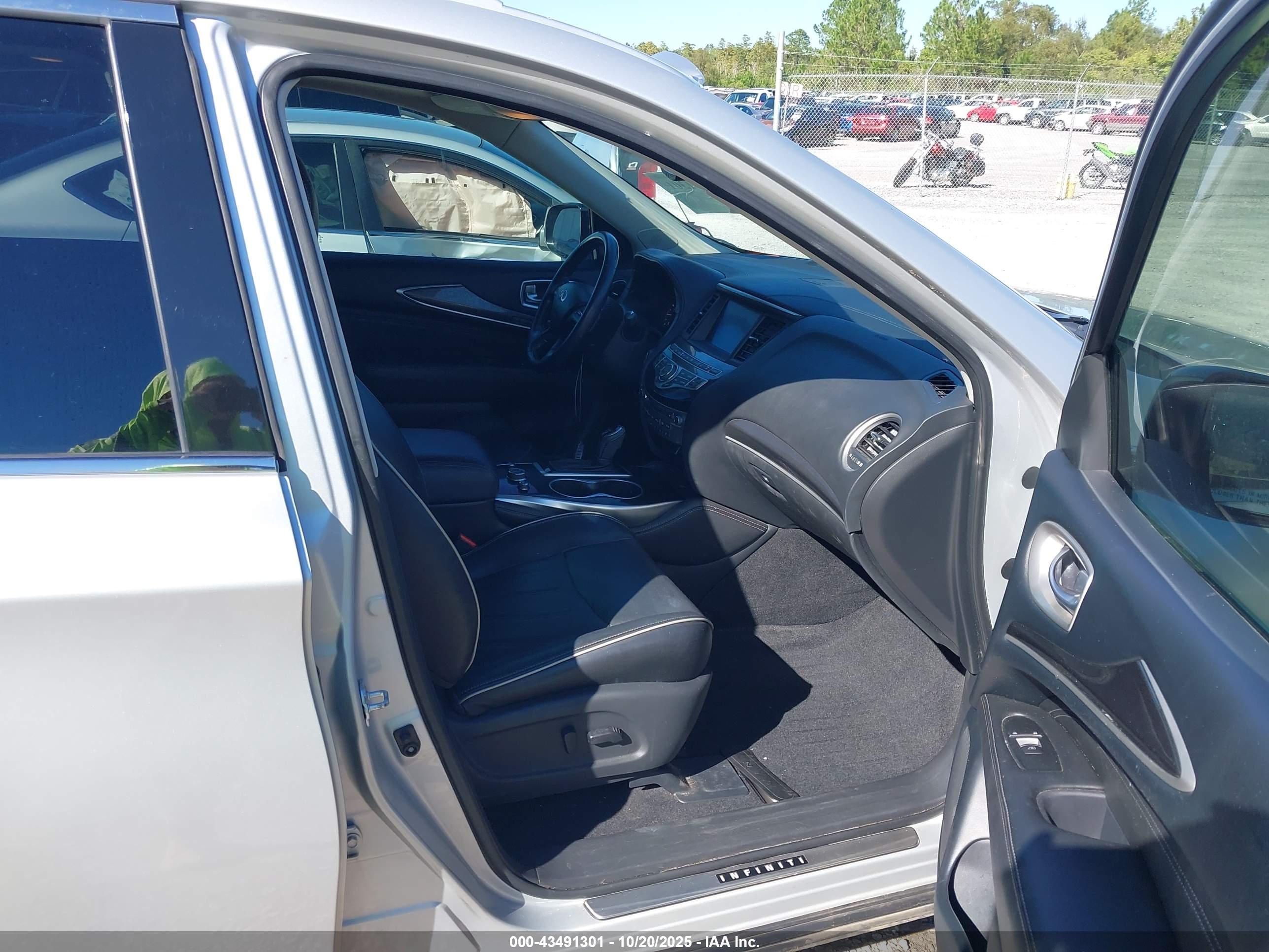 INFINITI QX60 image 5