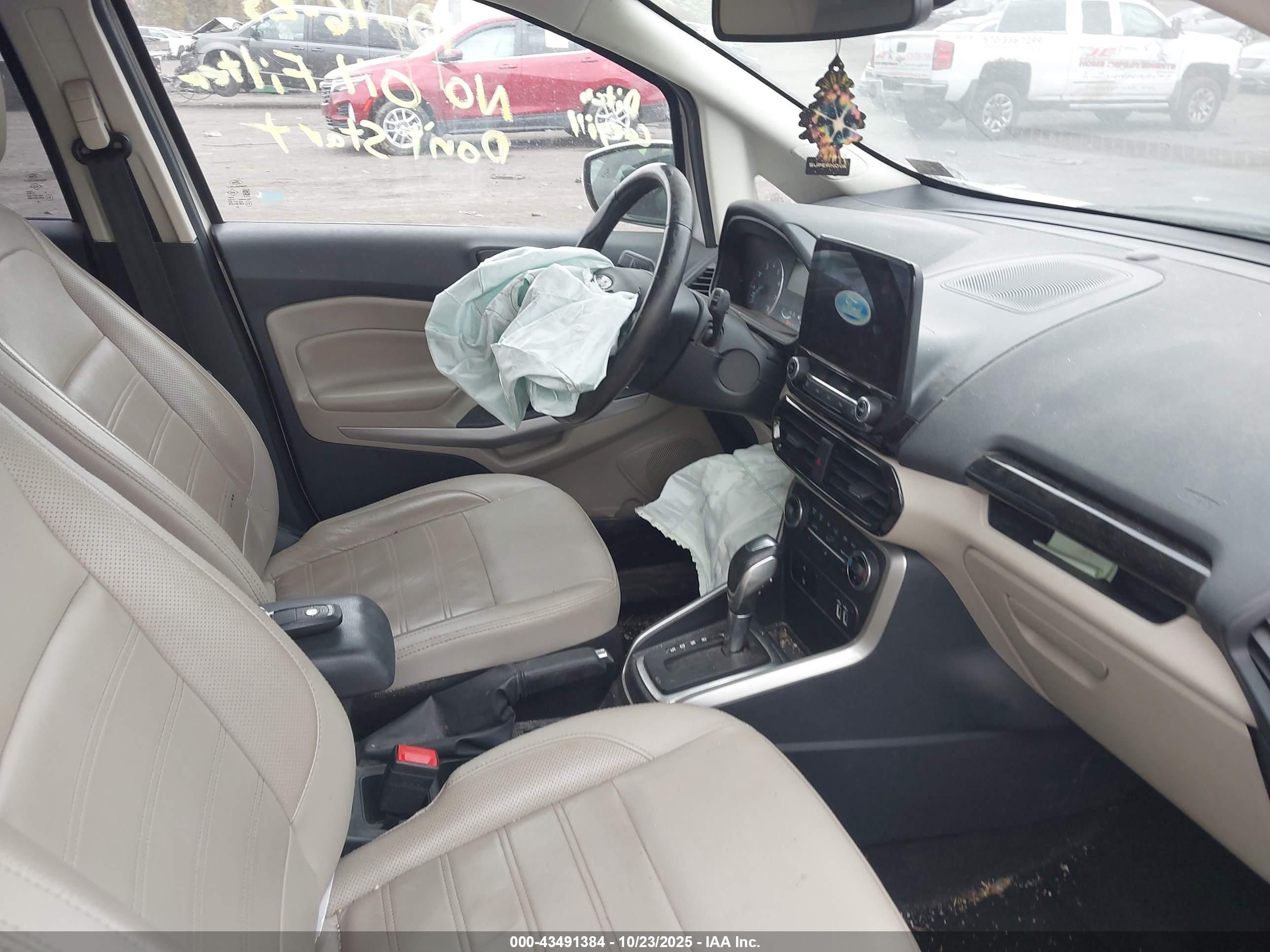 FORD ECOSPORT image 5