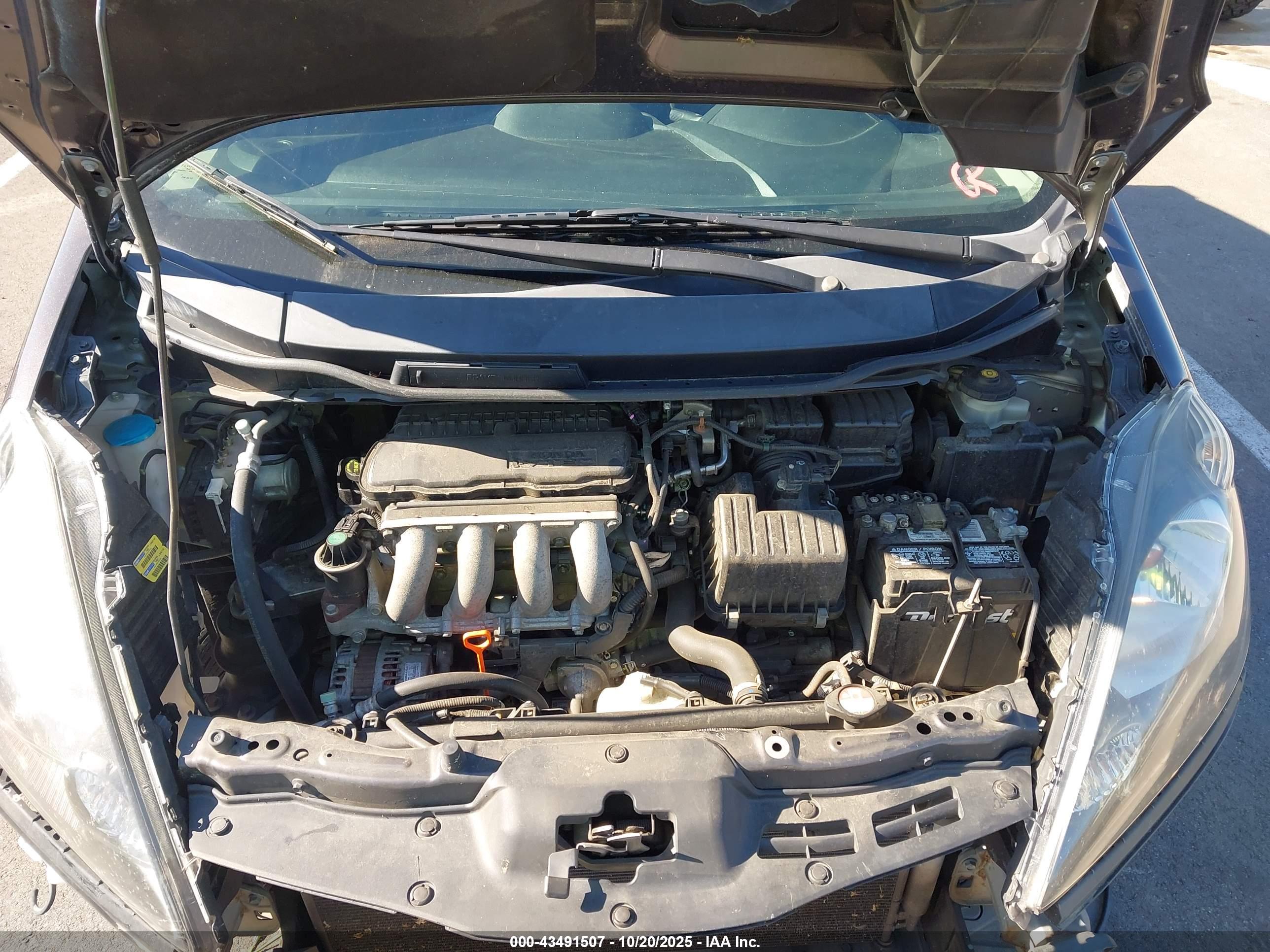 HONDA FIT image 10