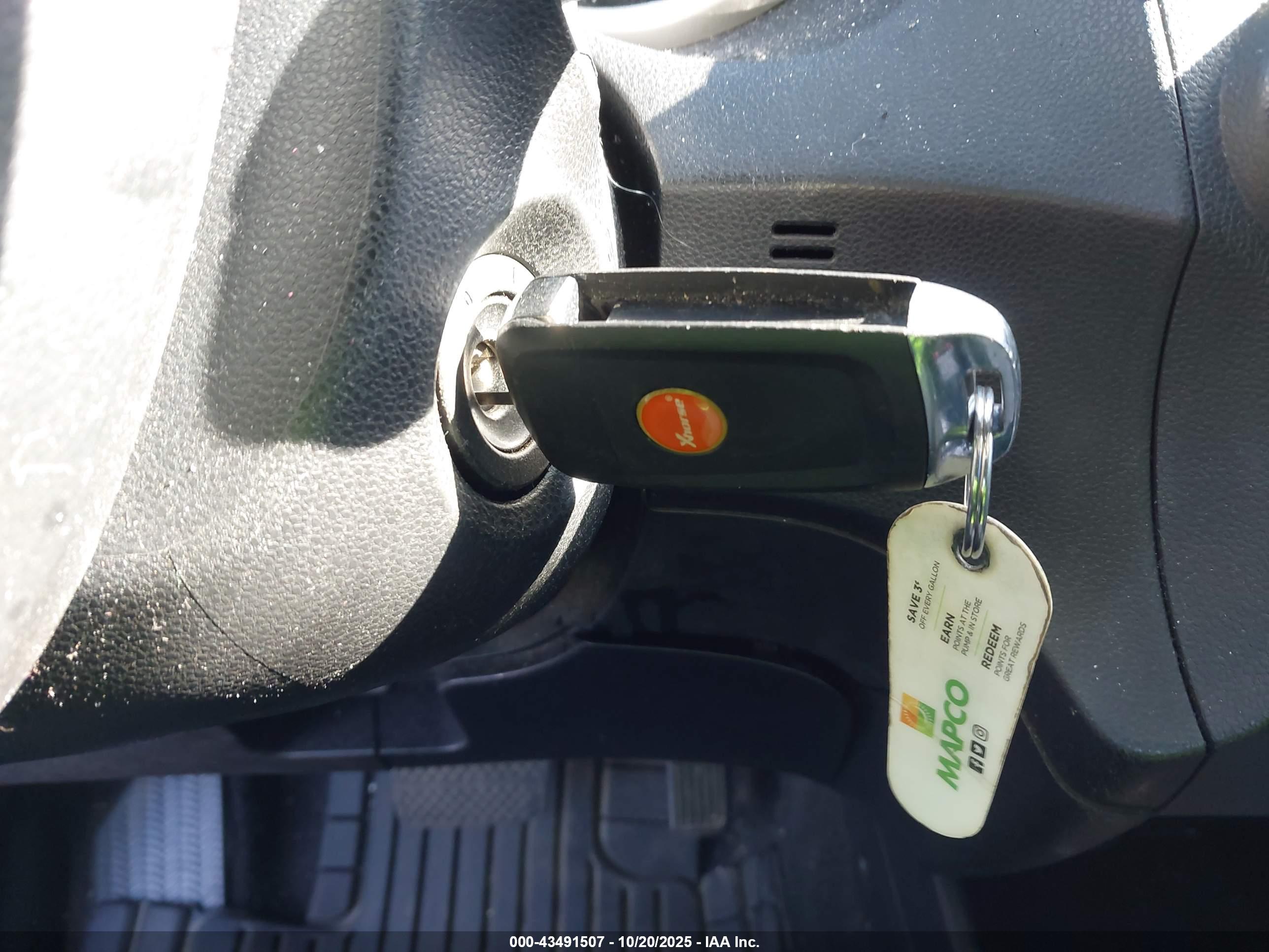 HONDA FIT image 11