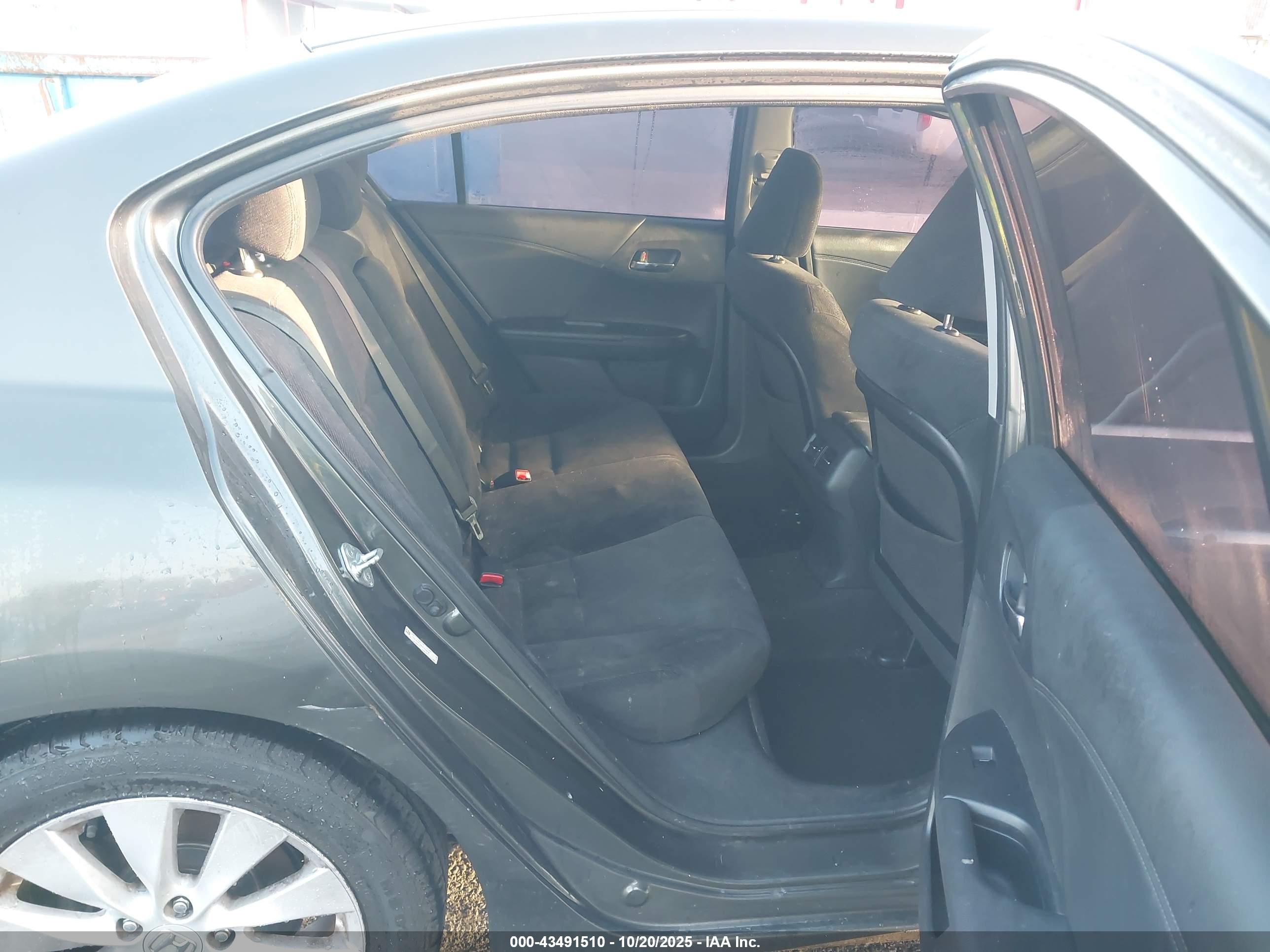 HONDA ACCORD image 8