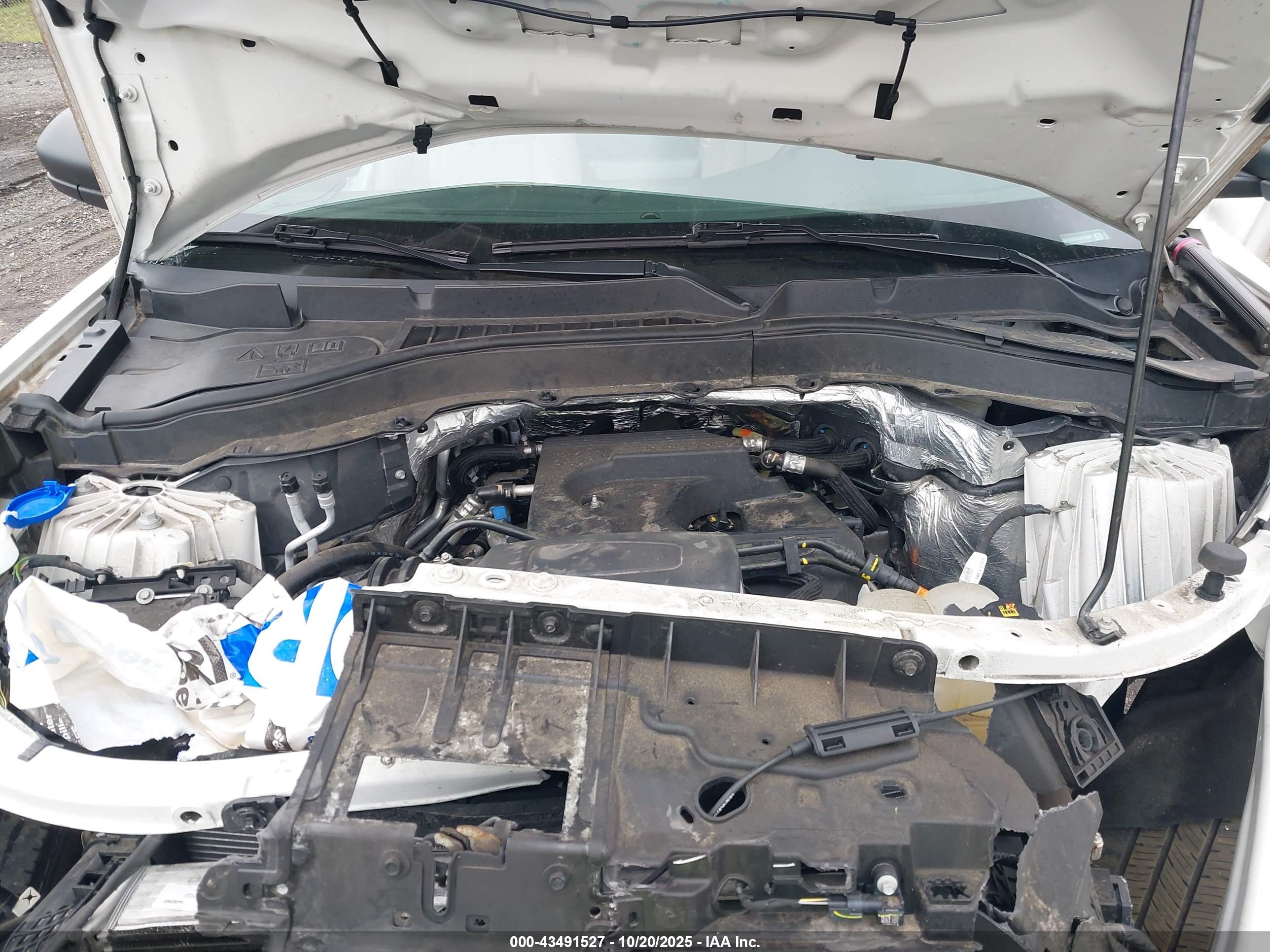 FORD EXPLORER image 10