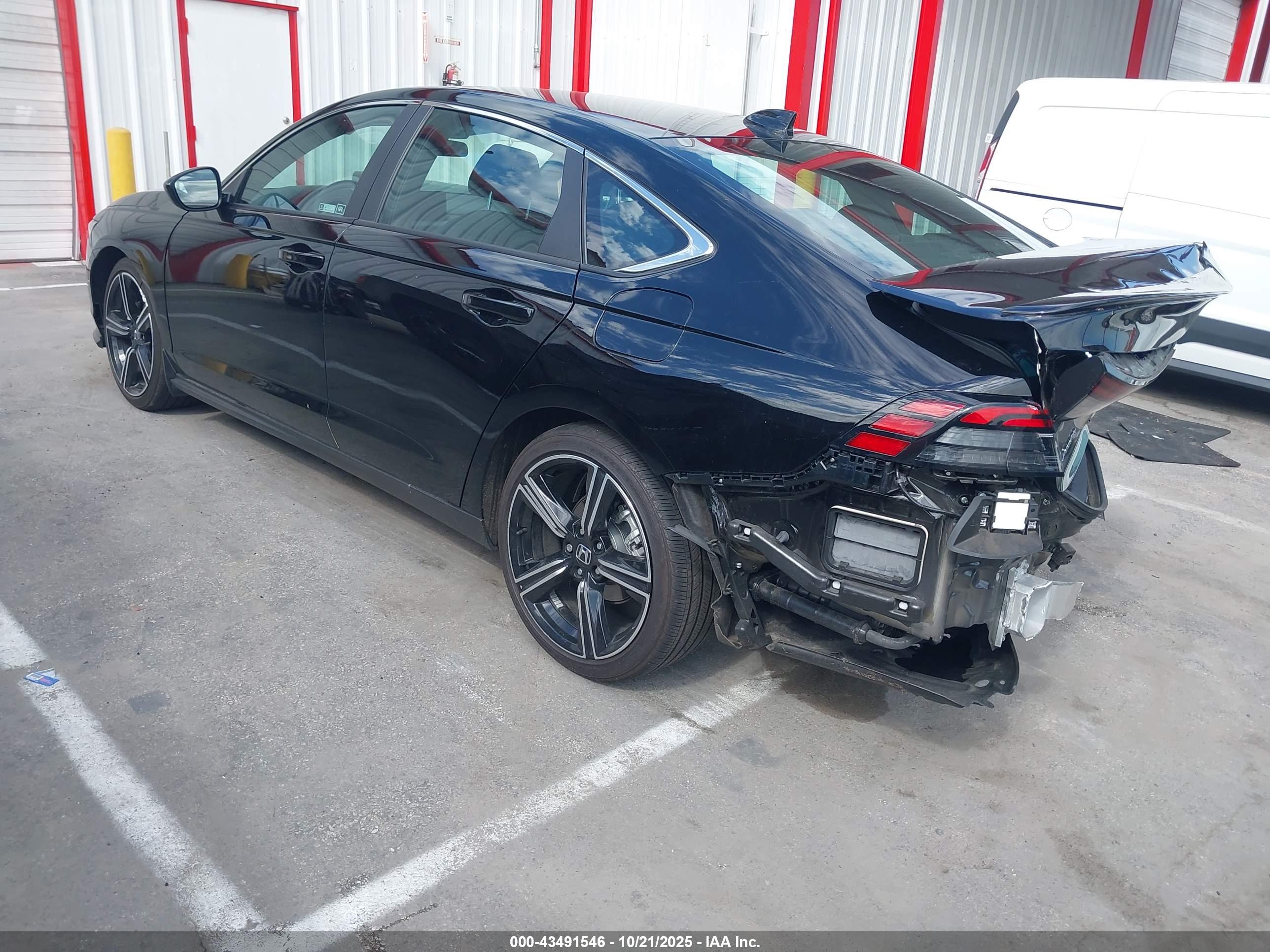 HONDA ACCORD image 3