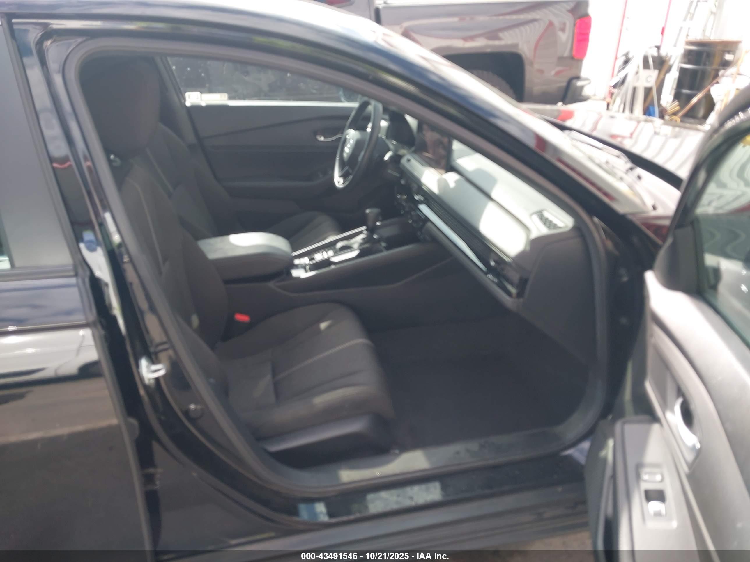 HONDA ACCORD image 5
