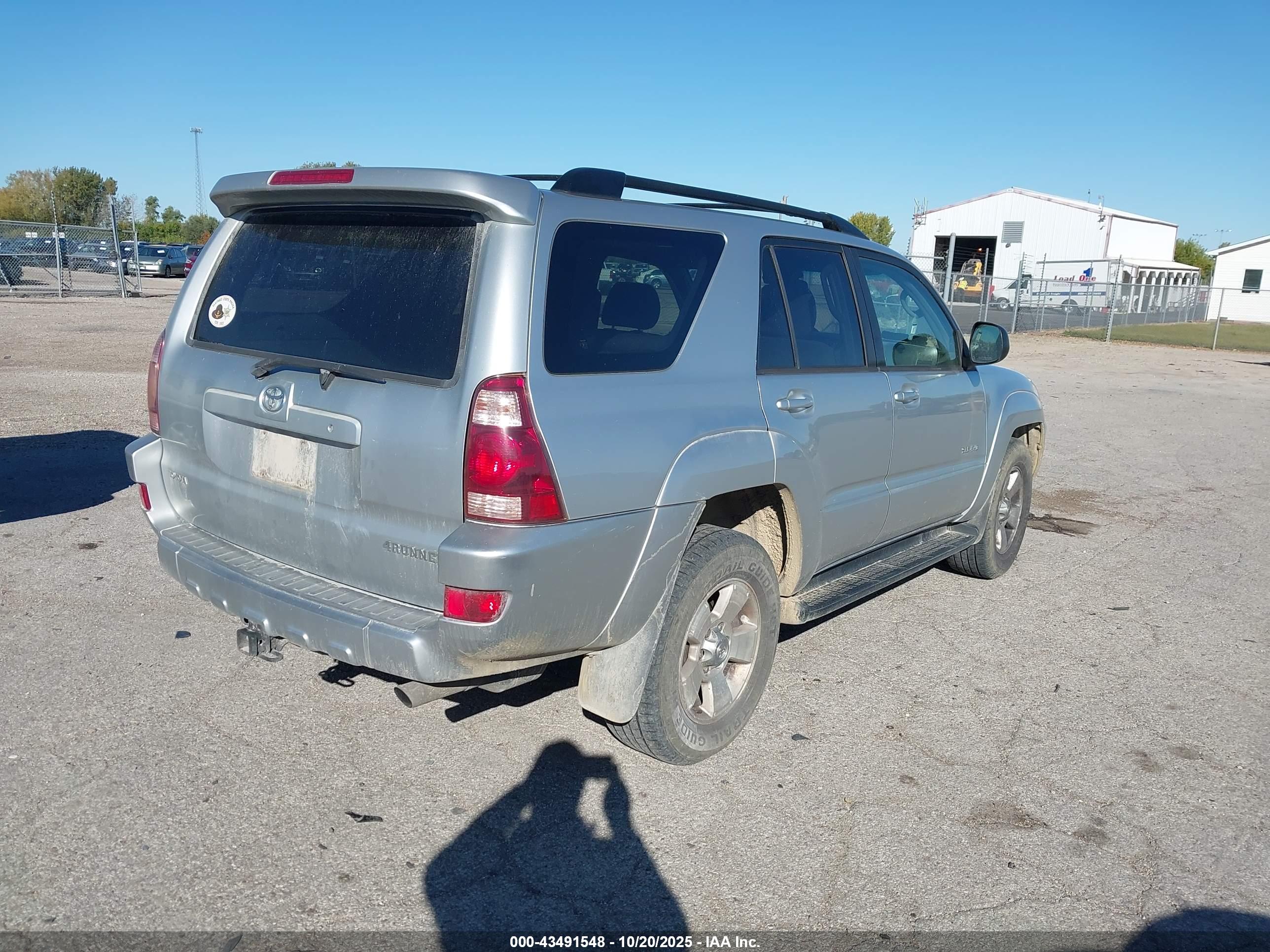 TOYOTA 4RUNNER image 4