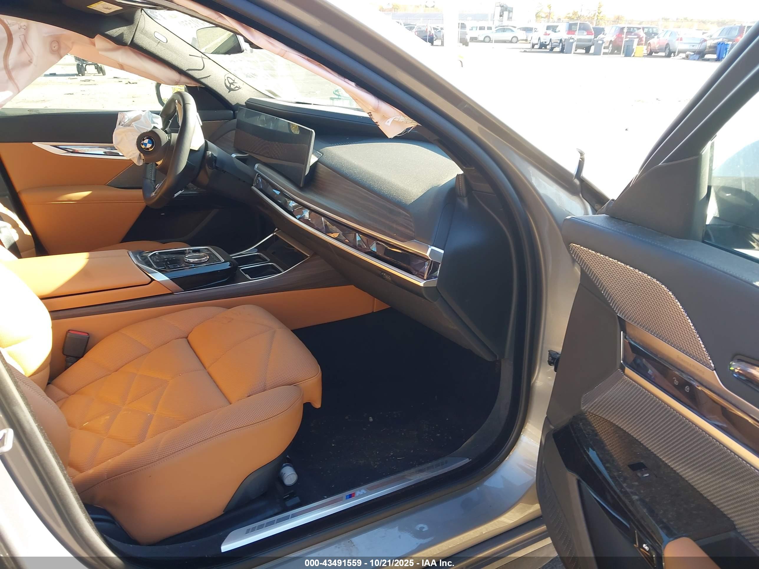 BMW 740I image 5