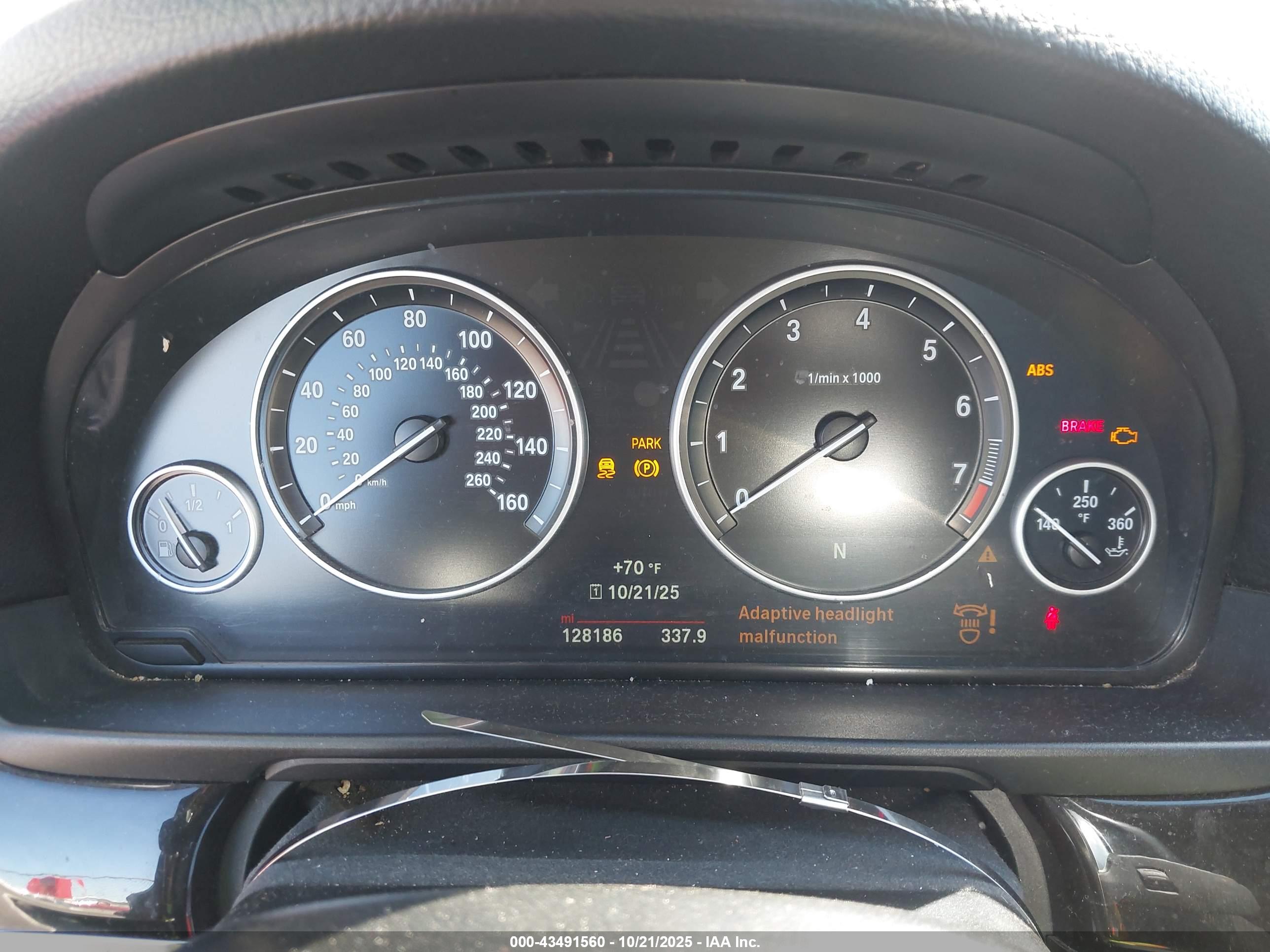 BMW 528I image 7