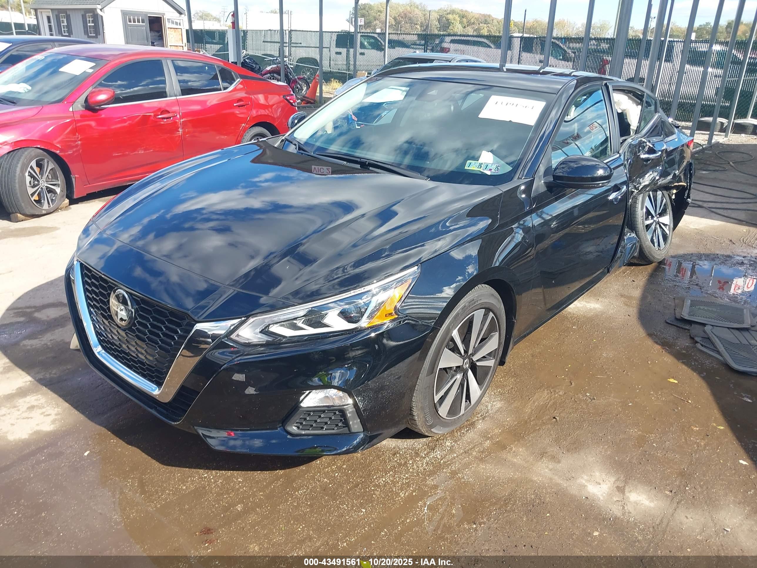 NISSAN ALTIMA image 2