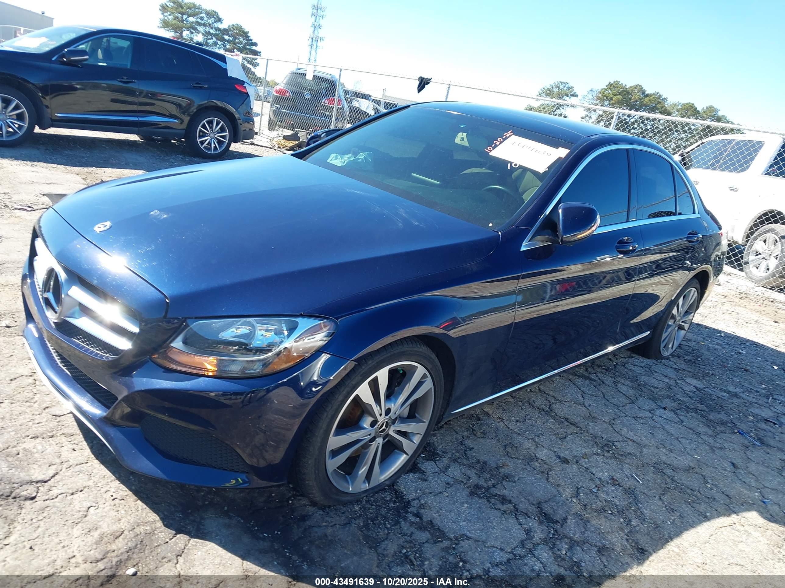 MERCEDES-BENZ C image 2