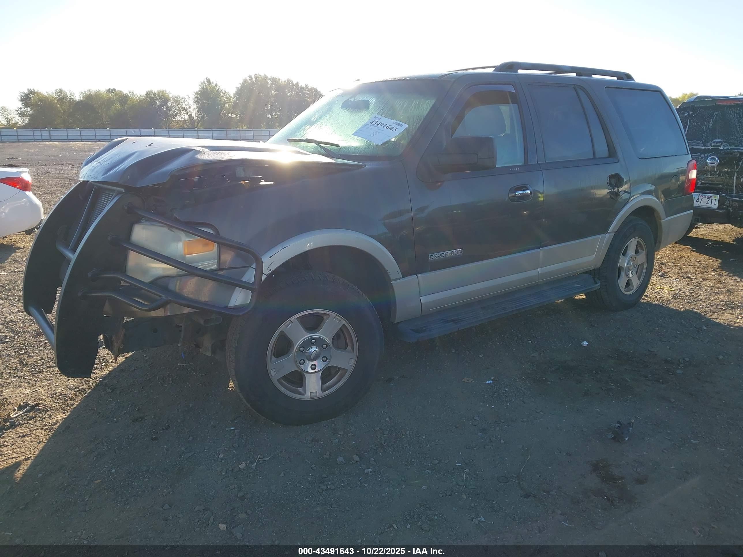 FORD EXPEDITION image 2