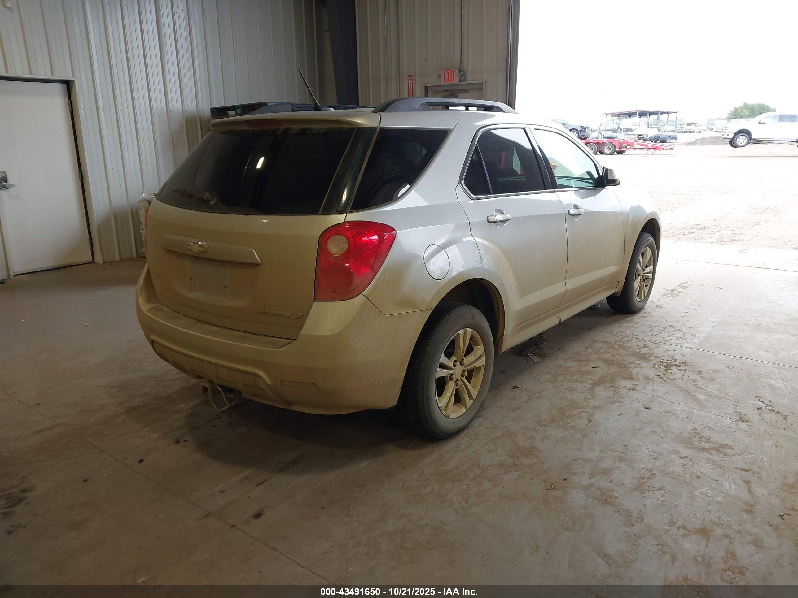 CHEVROLET EQUINOX image 4