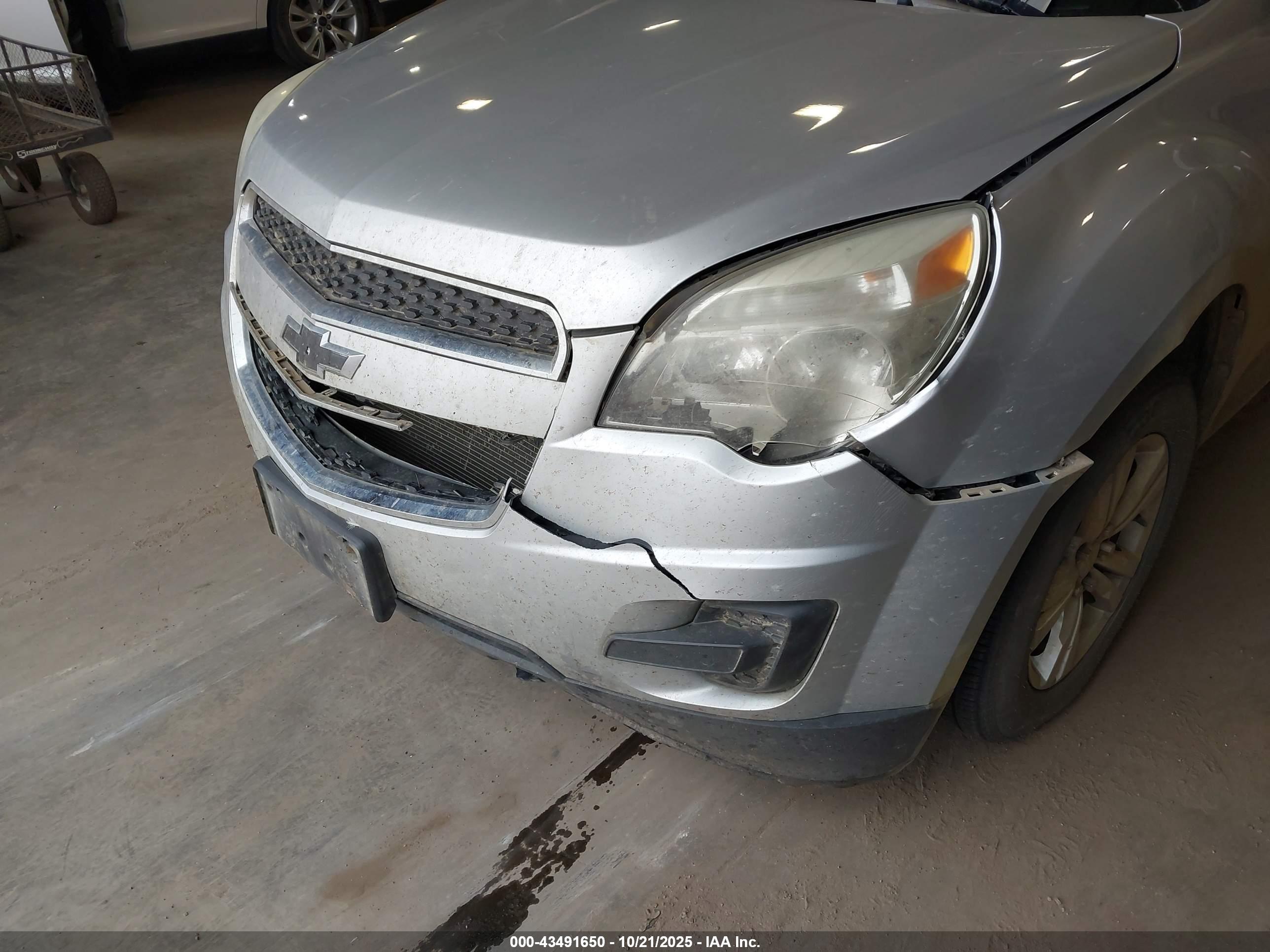 CHEVROLET EQUINOX image 6