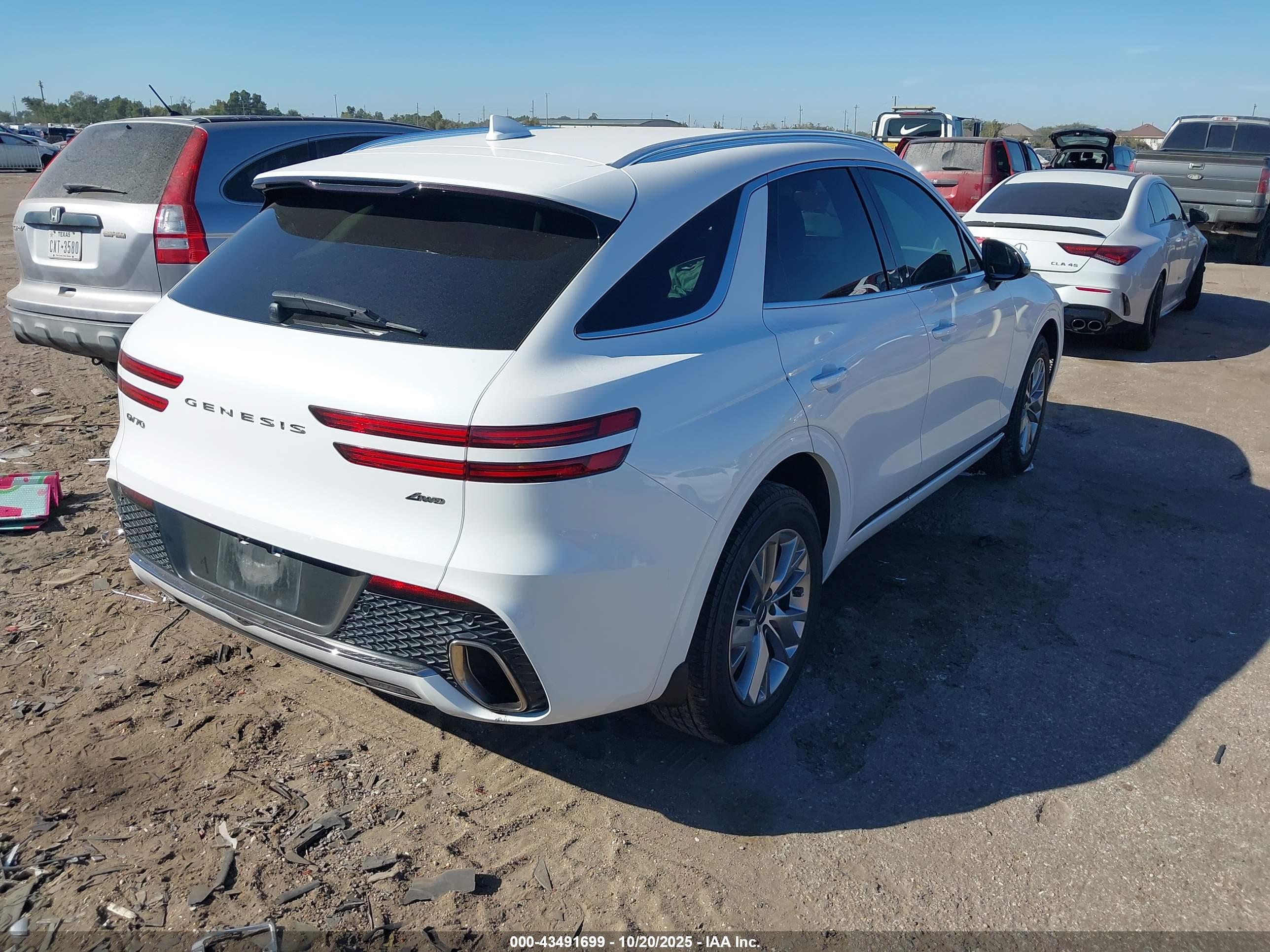 GENESIS GV70 image 4