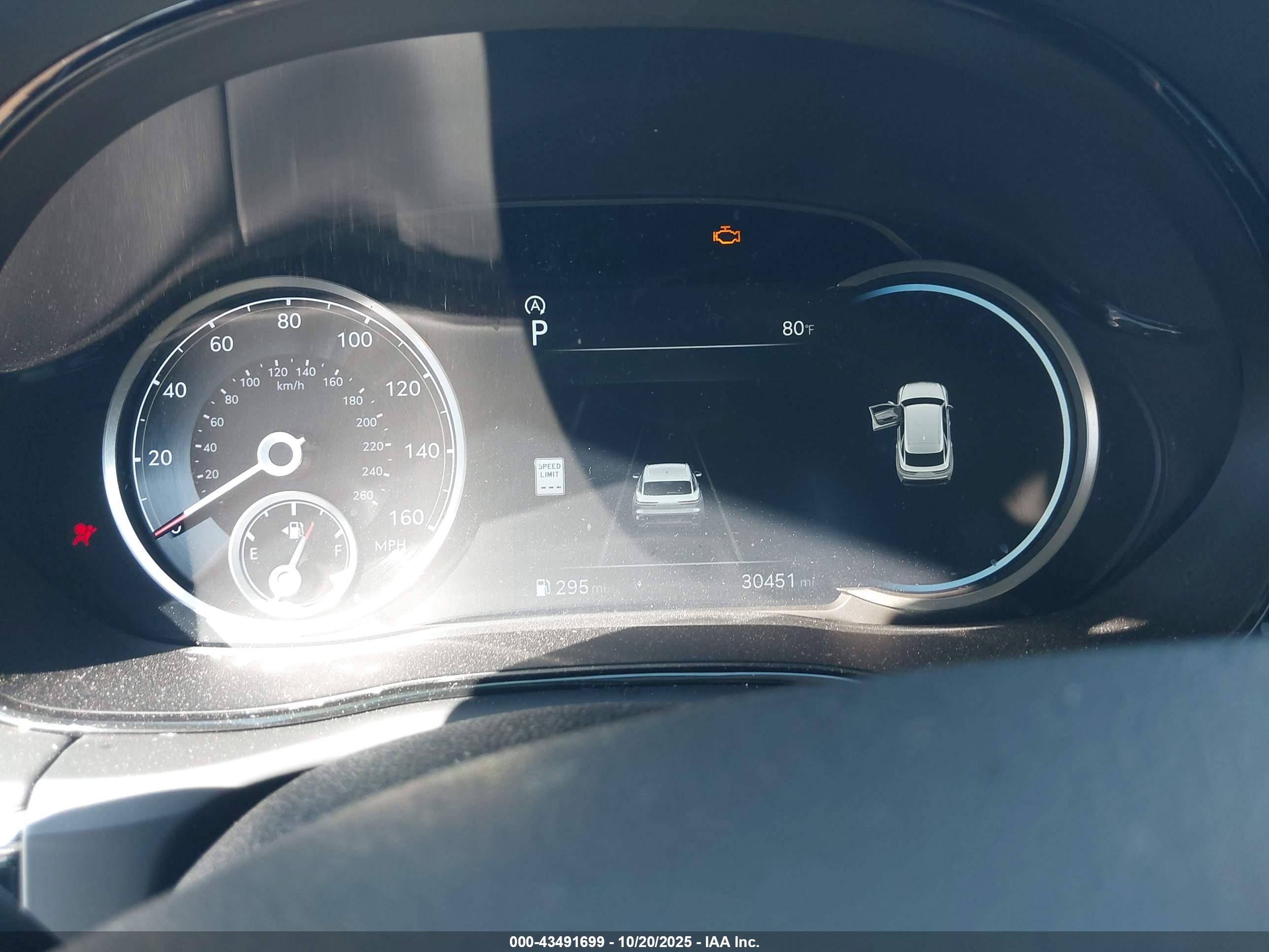 GENESIS GV70 image 7