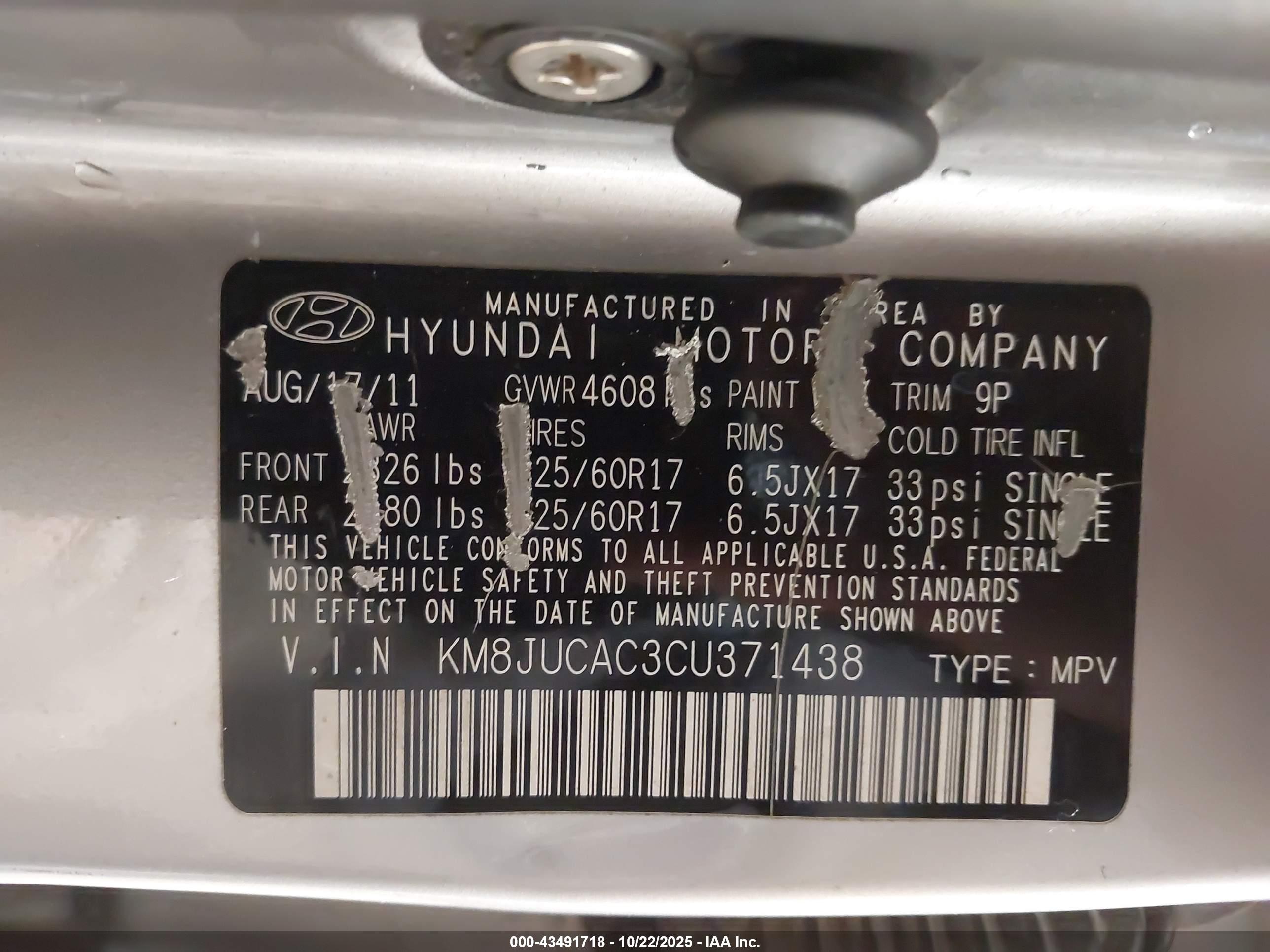 HYUNDAI TUCSON image 9