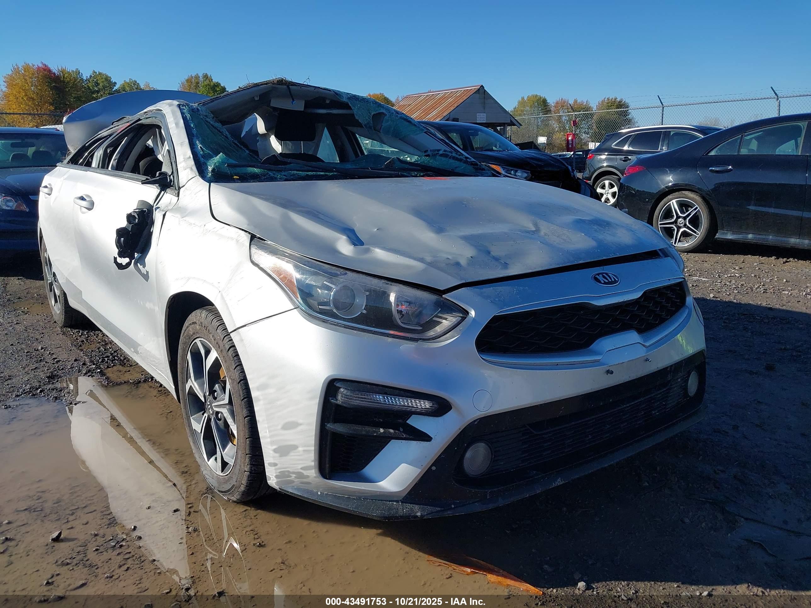 KIA FORTE image 6