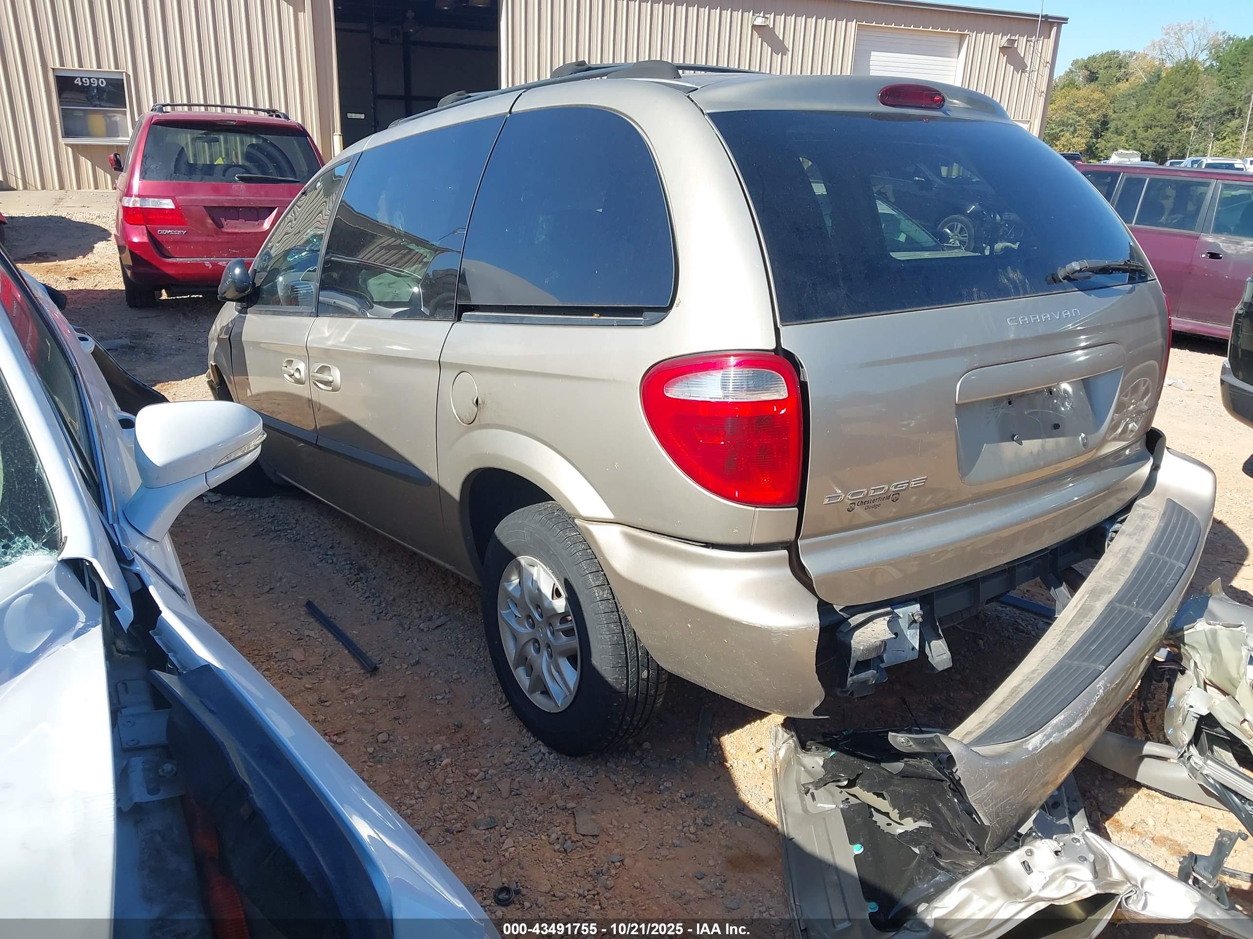 DODGE CARAVAN image 3