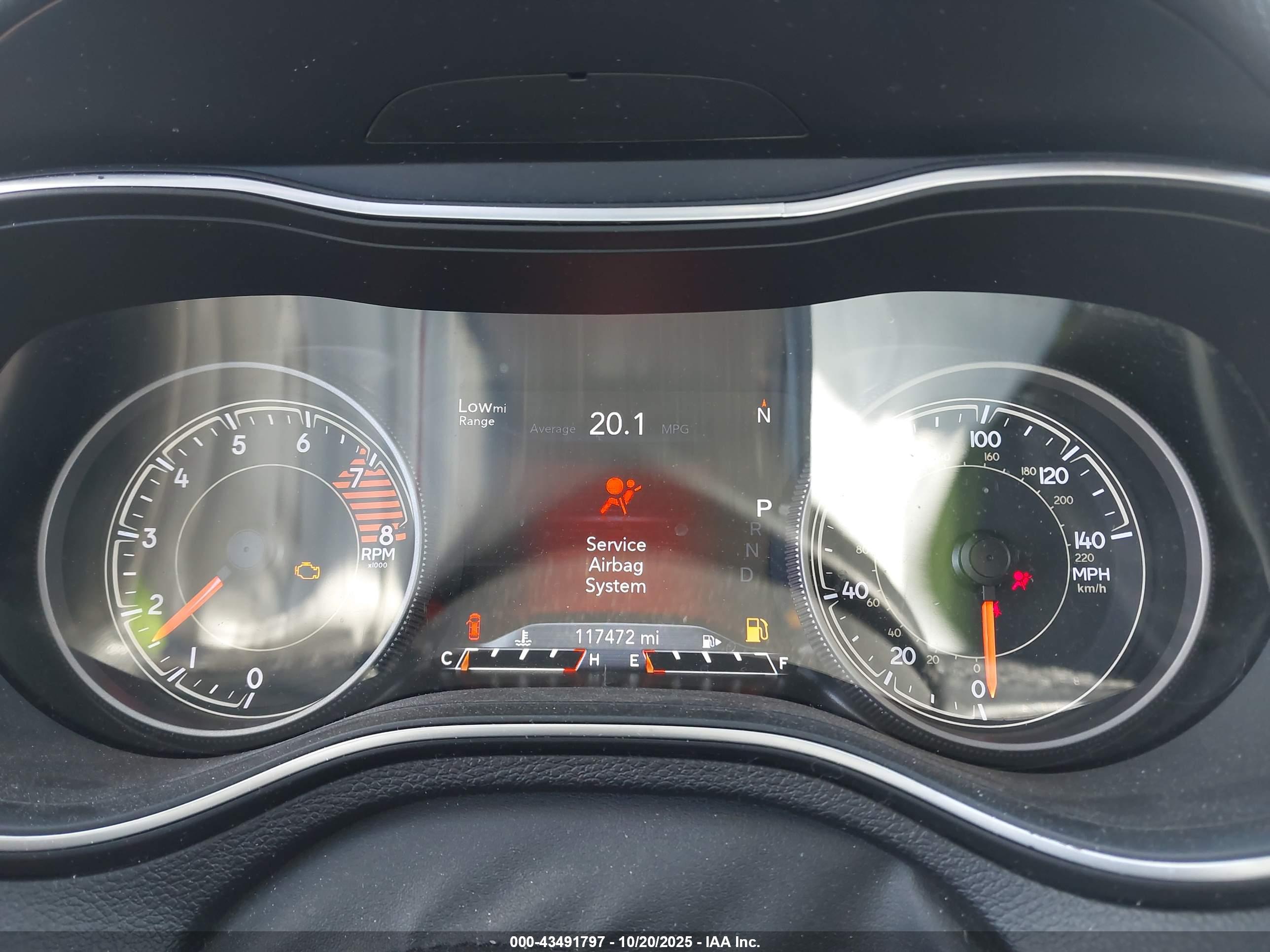JEEP CHEROKEE image 7