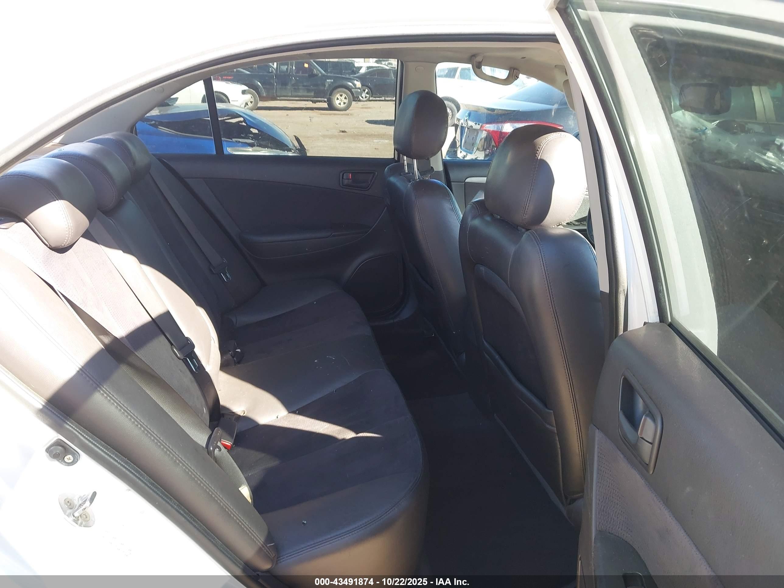 HYUNDAI SONATA image 8