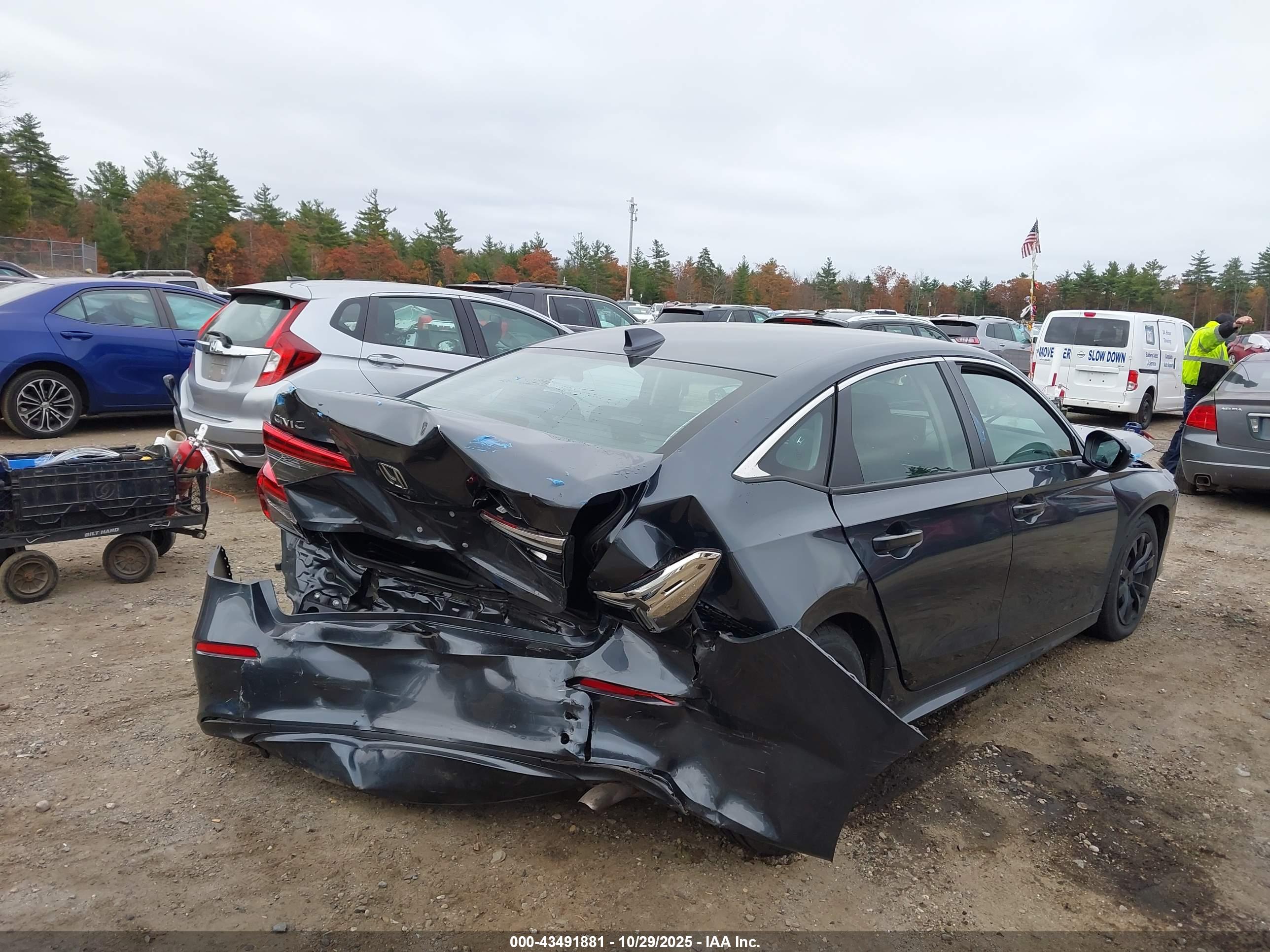HONDA CIVIC image 4