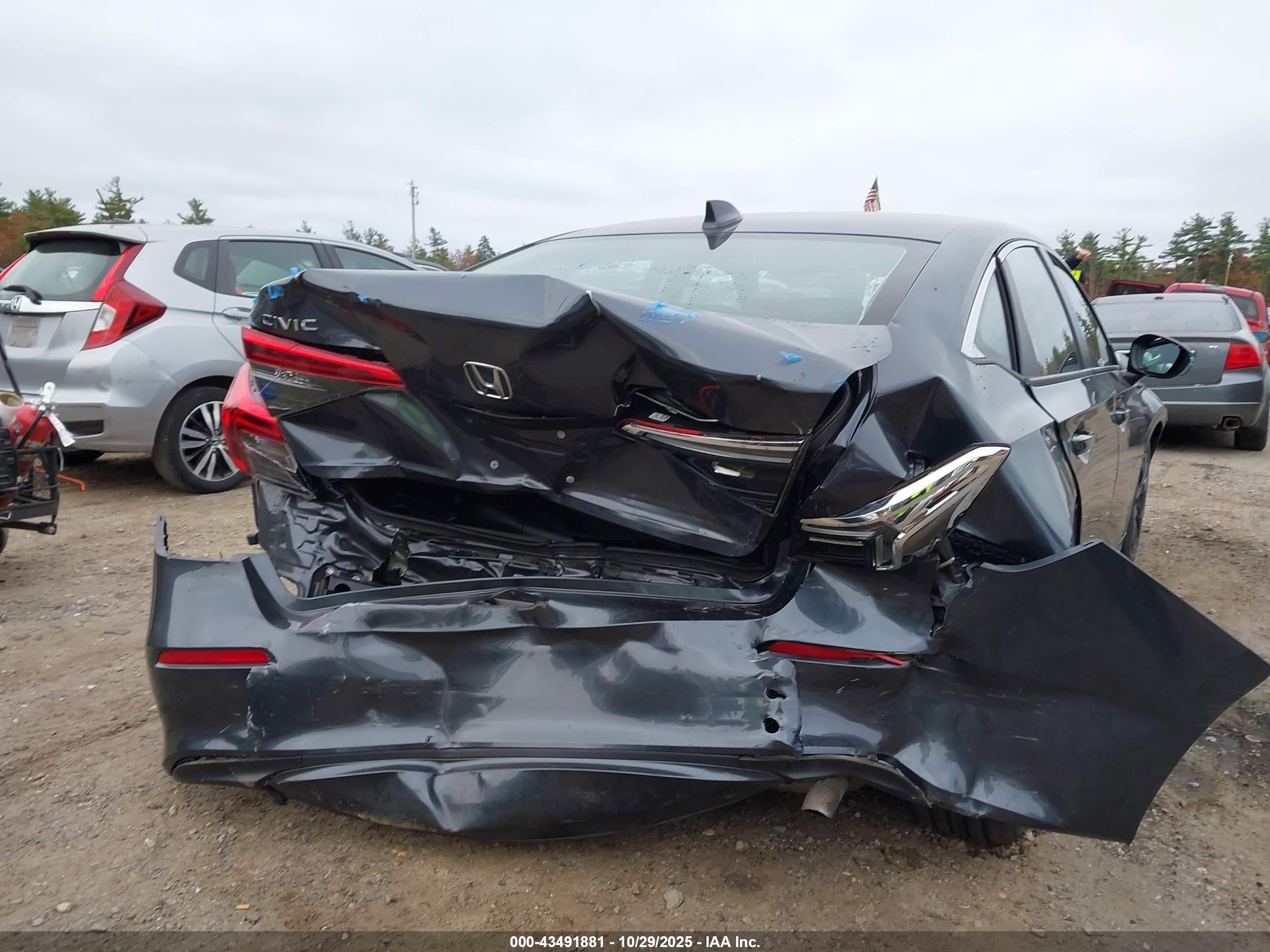HONDA CIVIC image 6