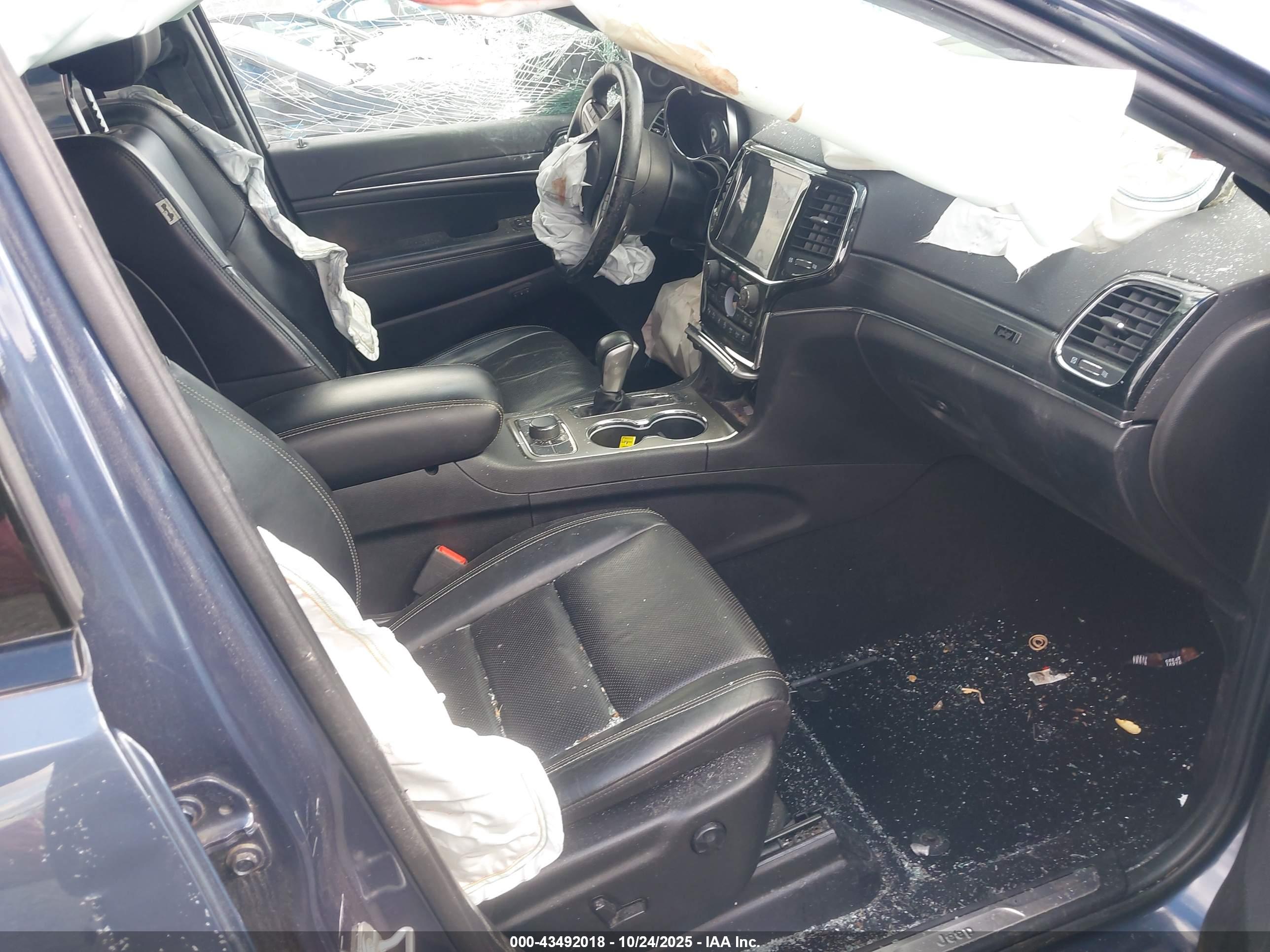 JEEP GRAND image 5