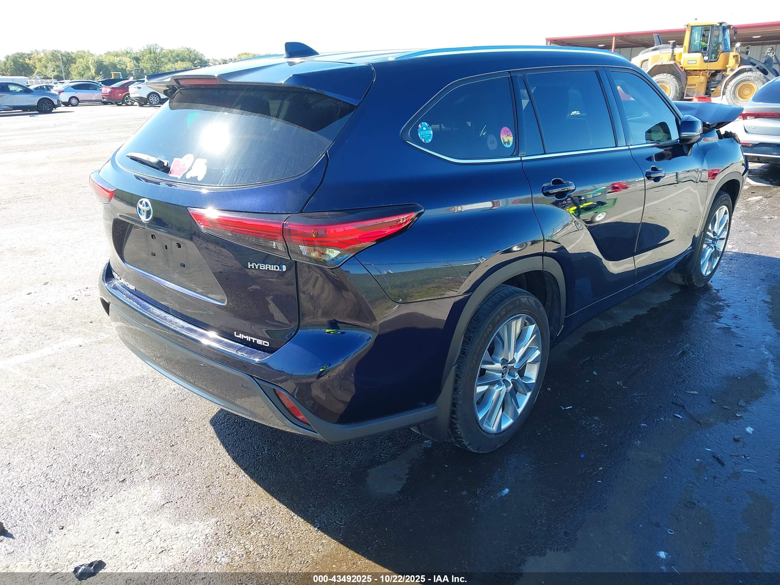 TOYOTA HIGHLANDER image 4