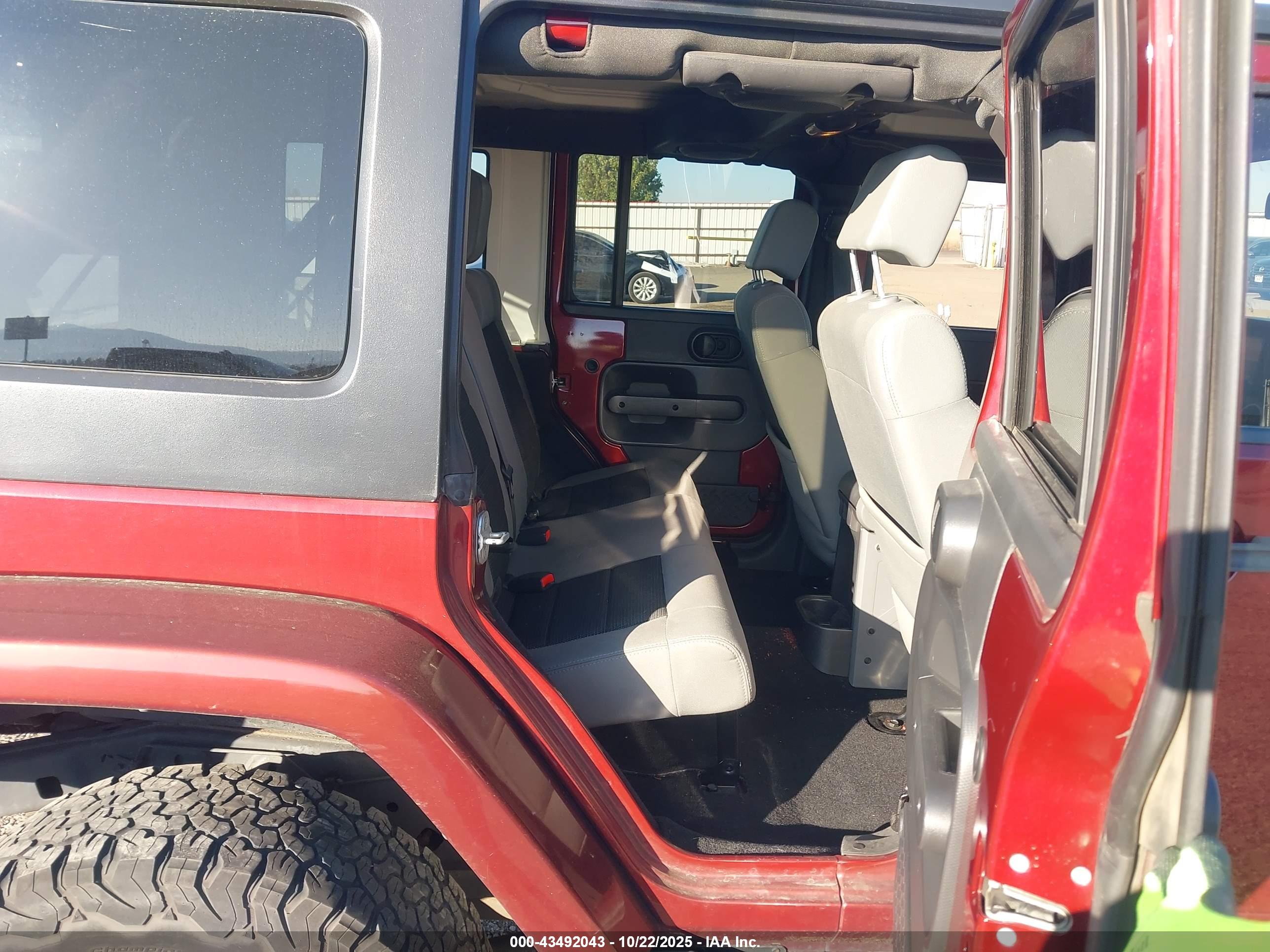 JEEP WRANGLER image 8