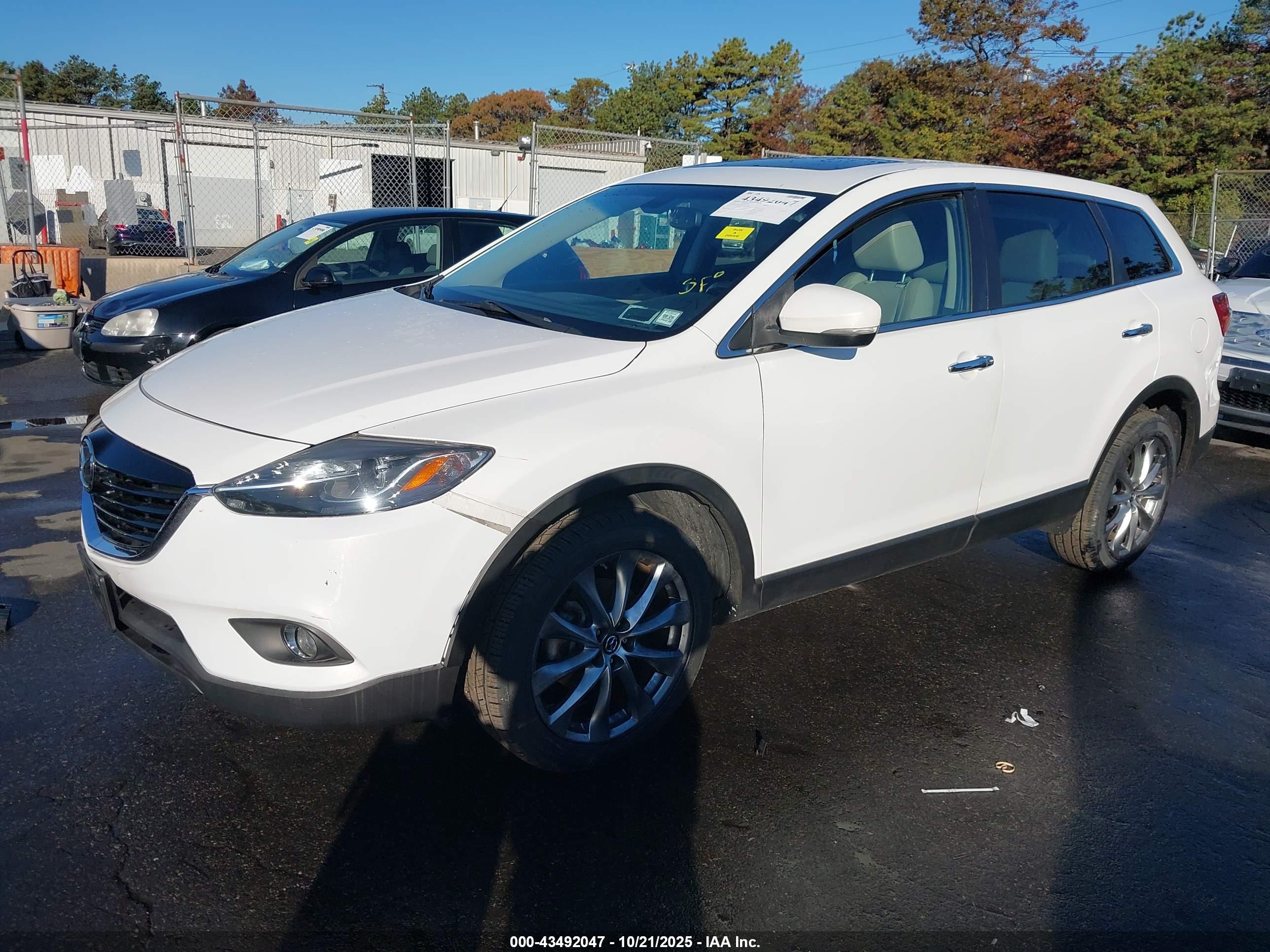 MAZDA CX-9 image 2