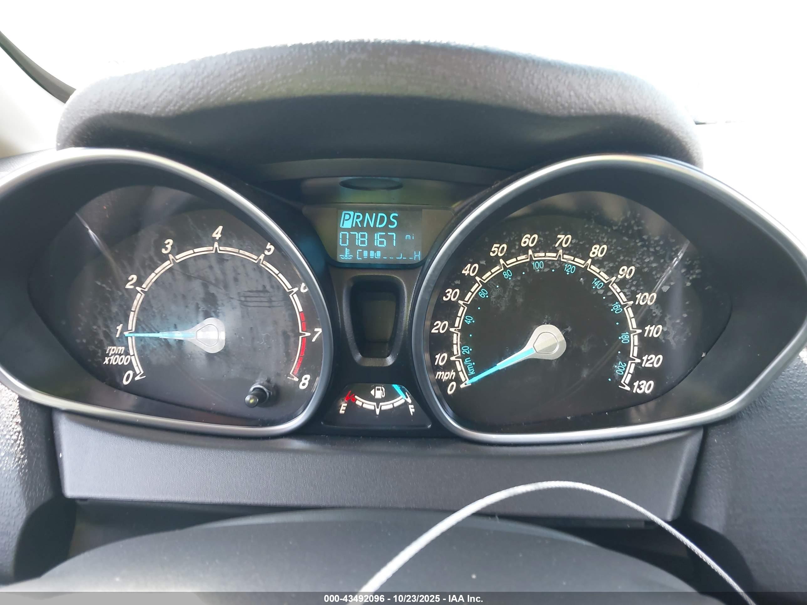 FORD FIESTA image 7