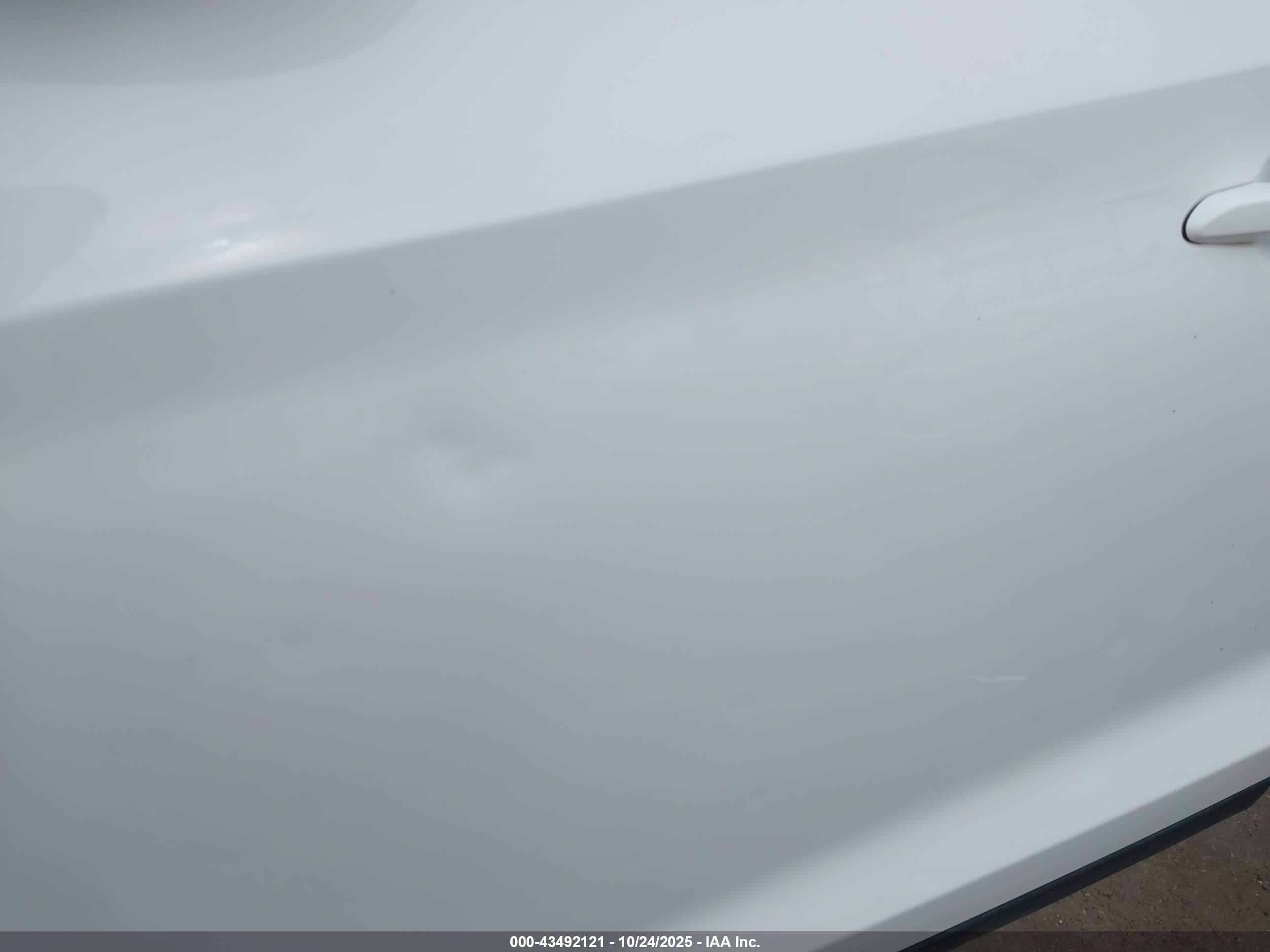 HYUNDAI TUCSON image 6