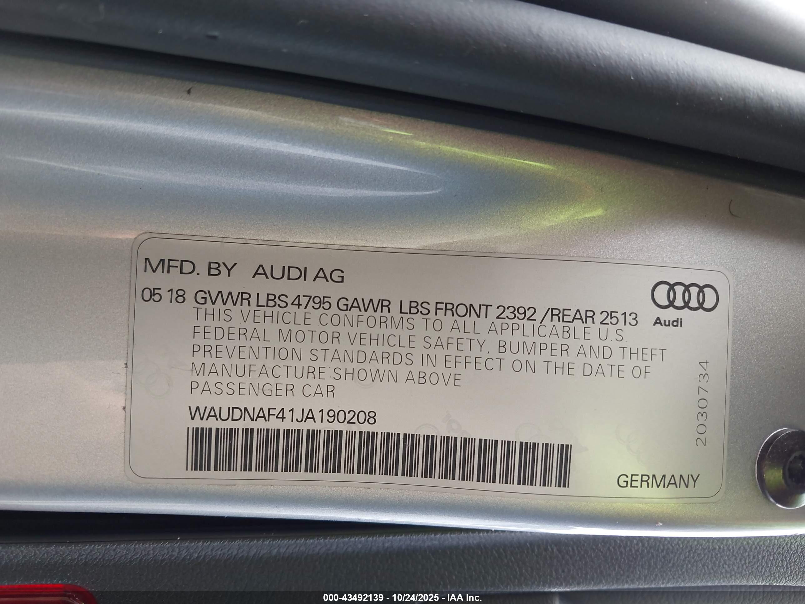 AUDI A4 image 9