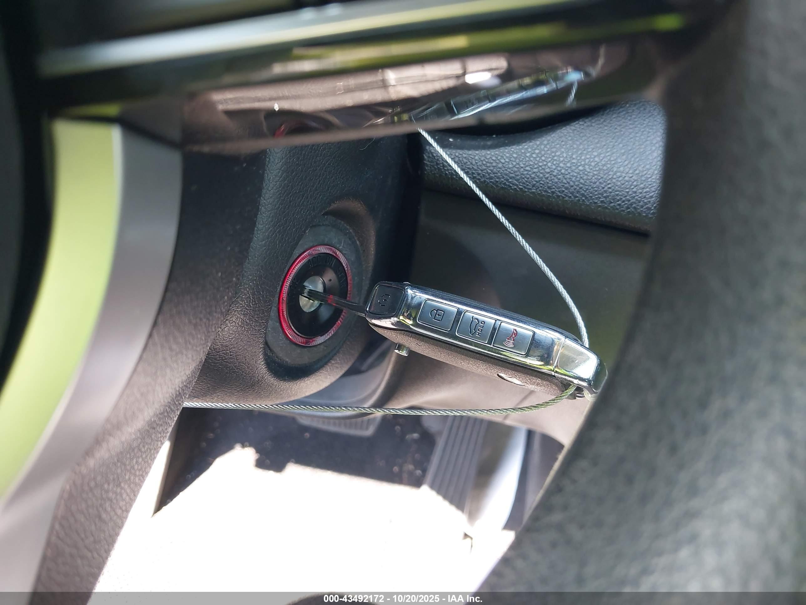 KIA SPORTAGE image 11