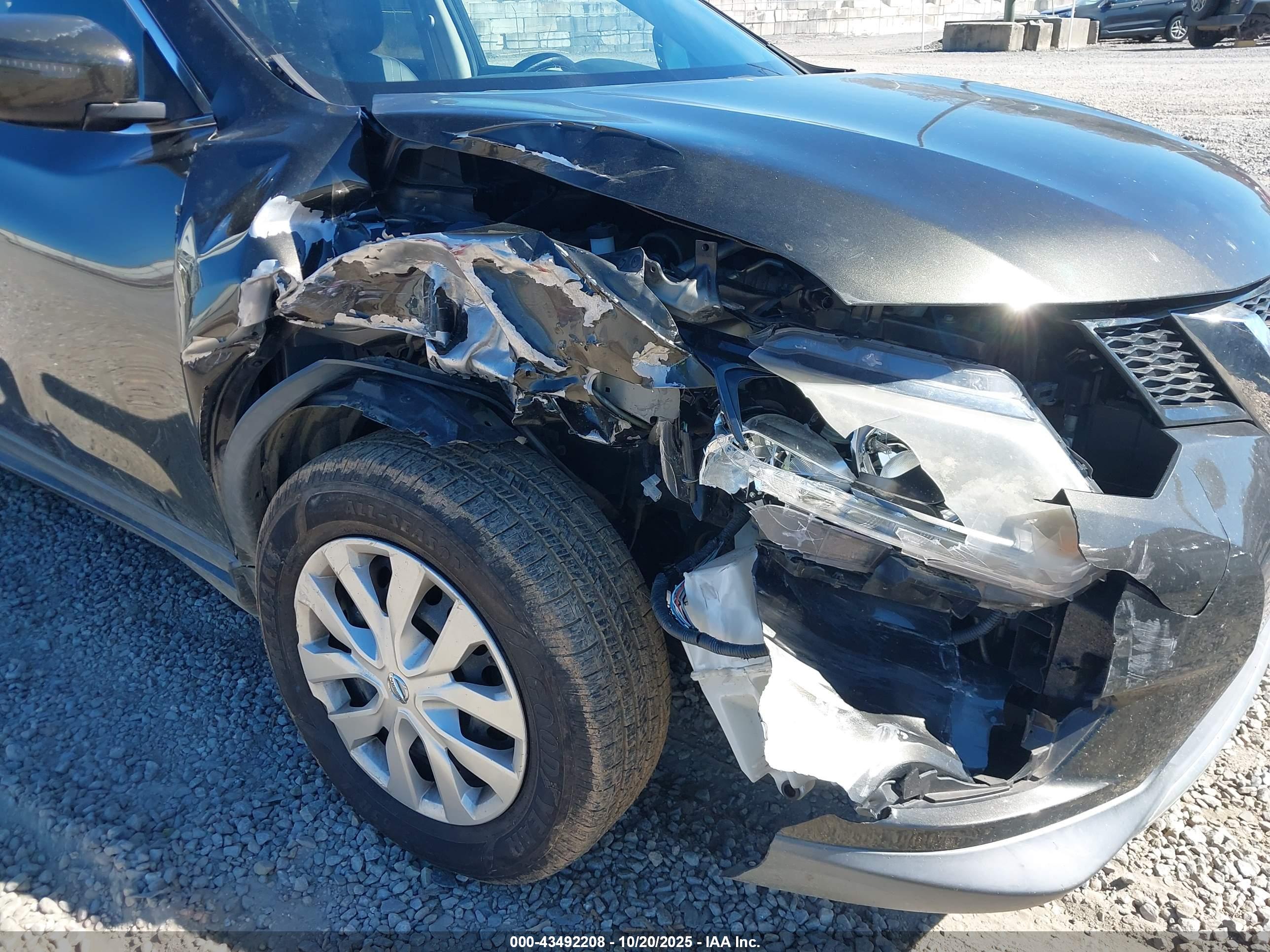 NISSAN ROGUE image 6