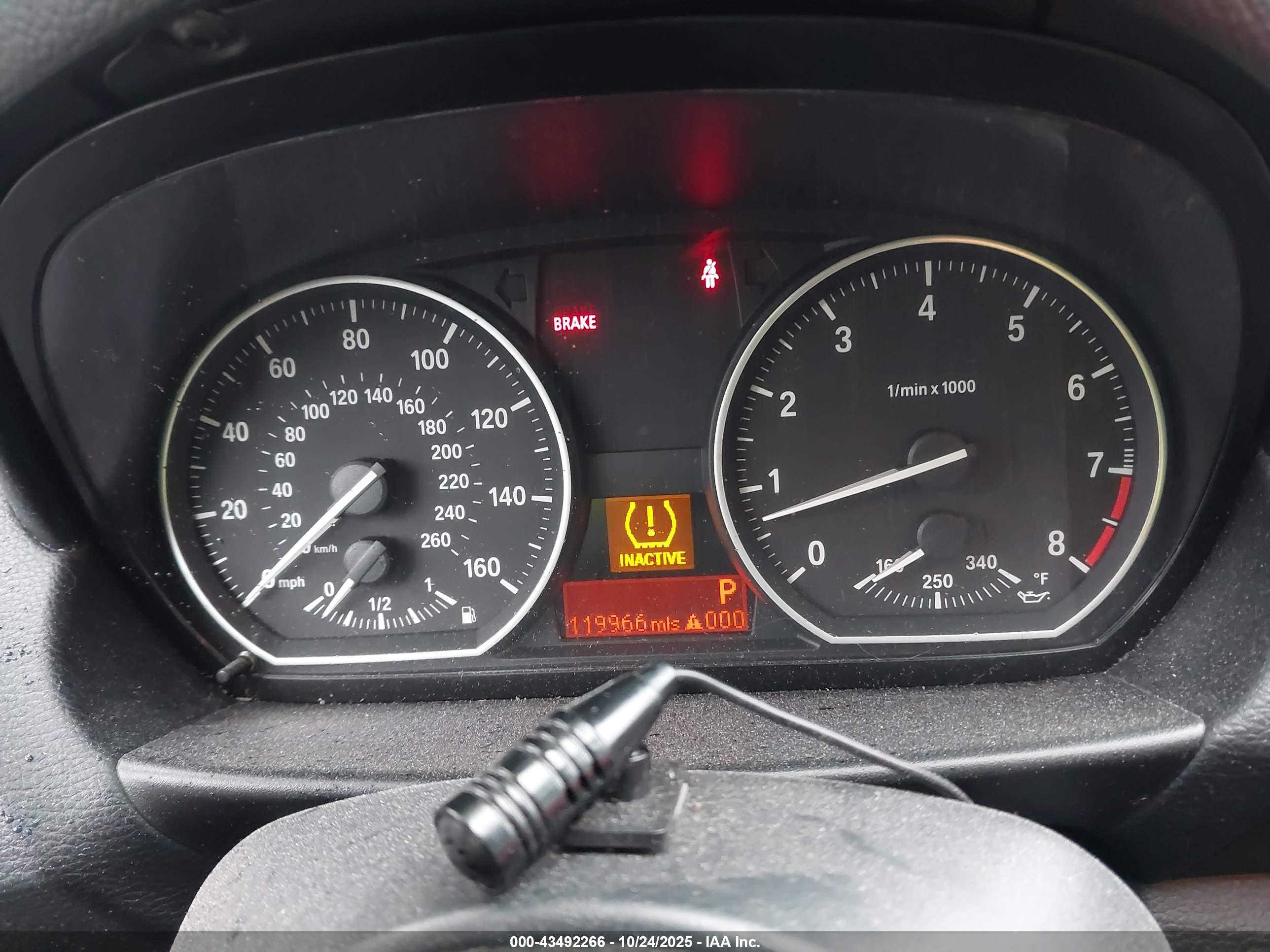 BMW 135I image 7