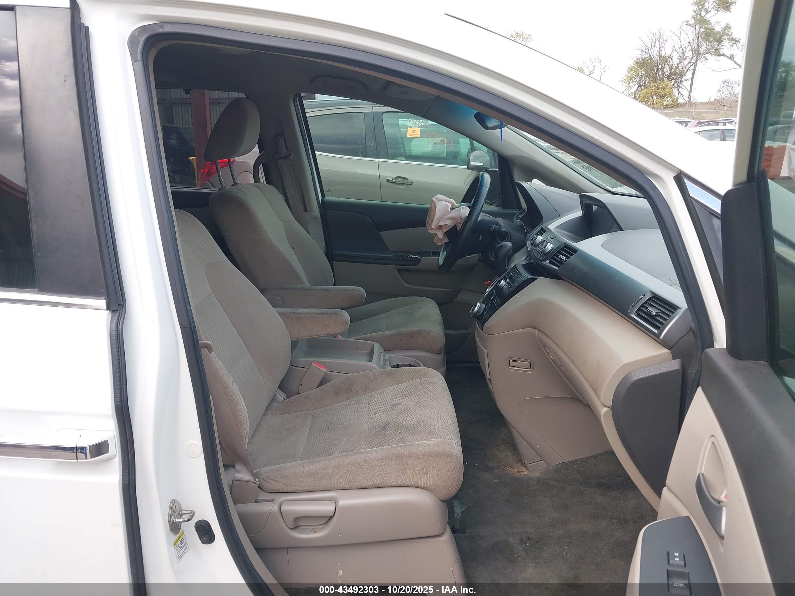 HONDA ODYSSEY image 5