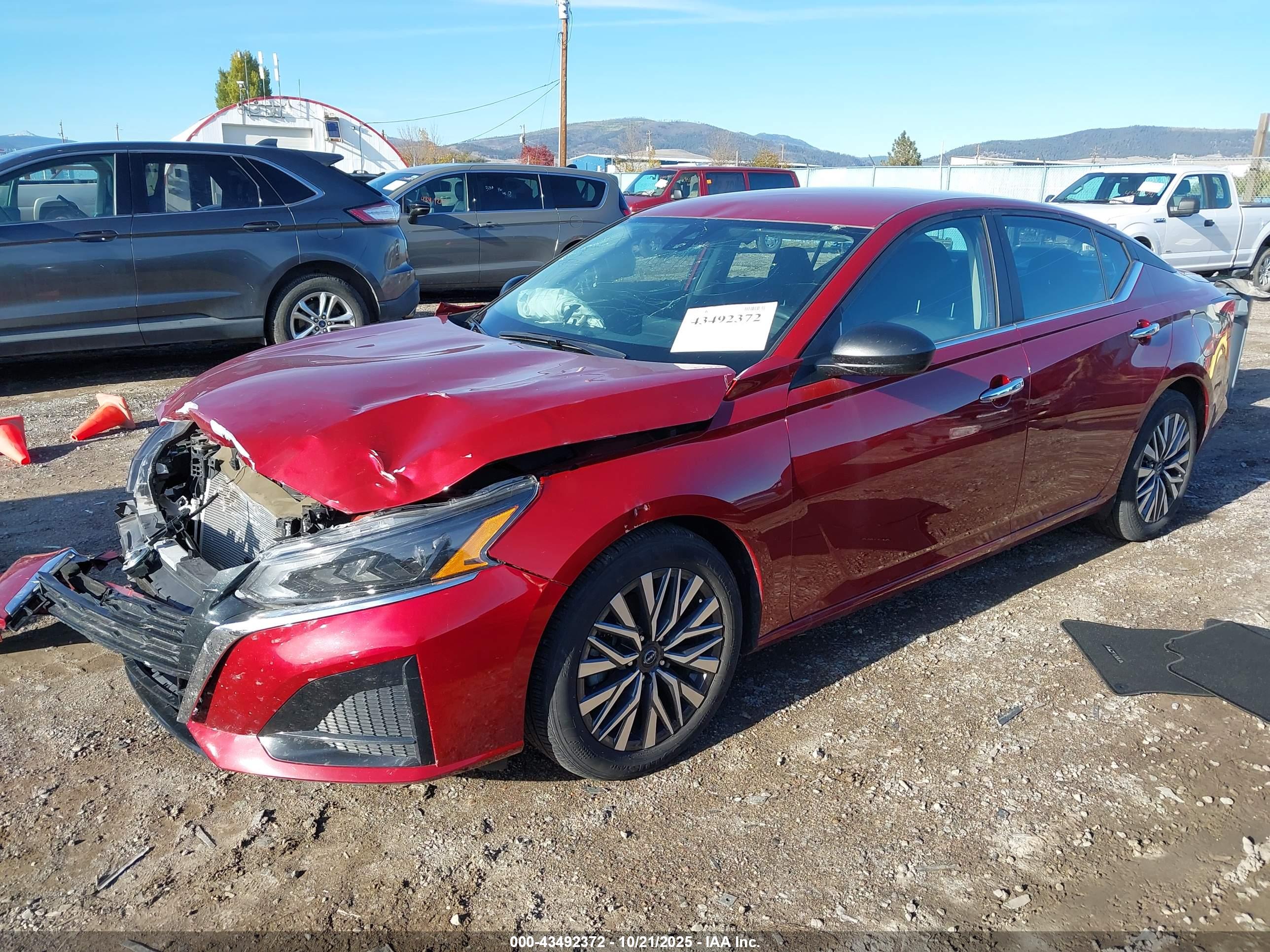 NISSAN ALTIMA image 2