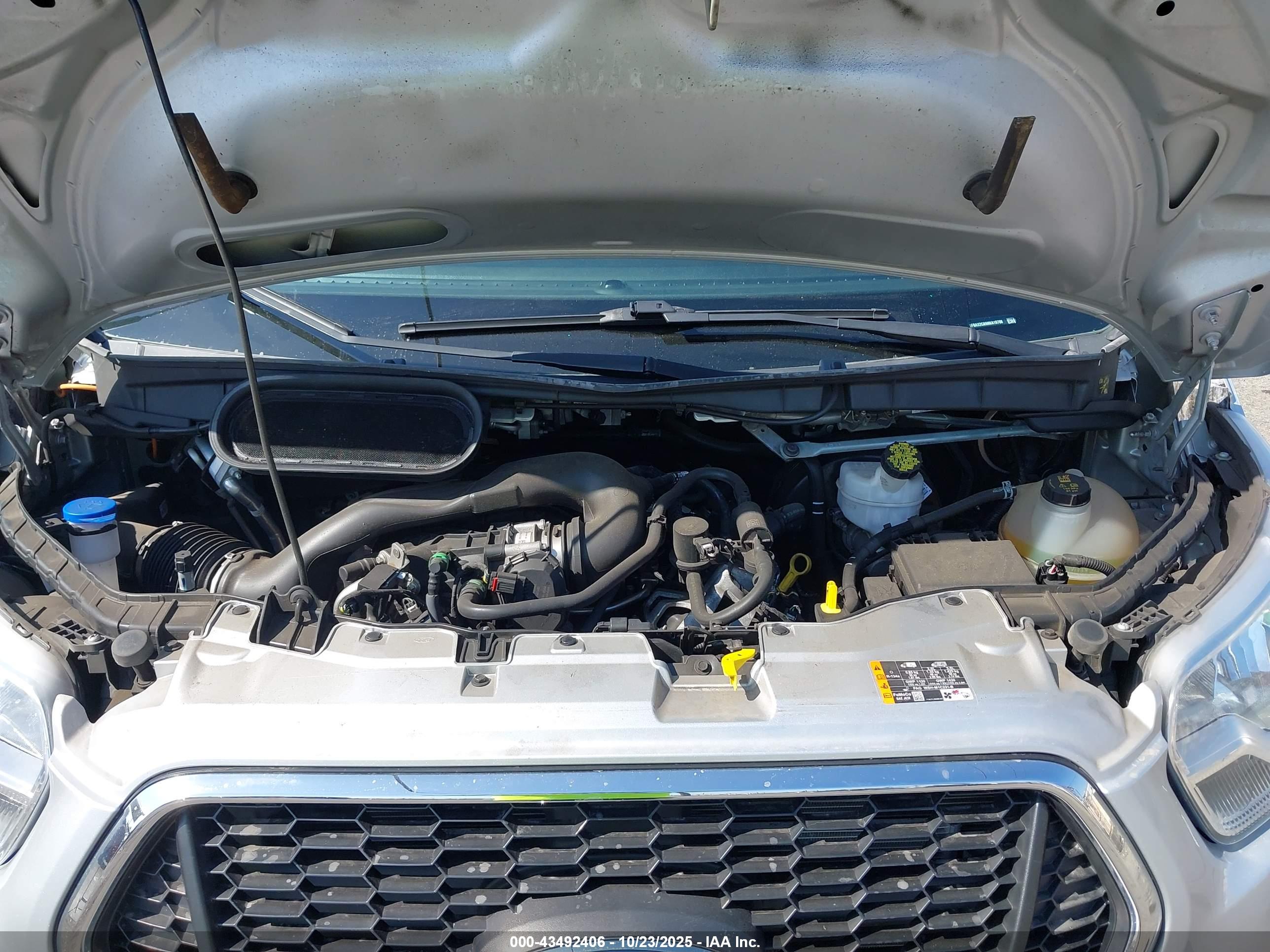 FORD TRANSIT-350 image 10