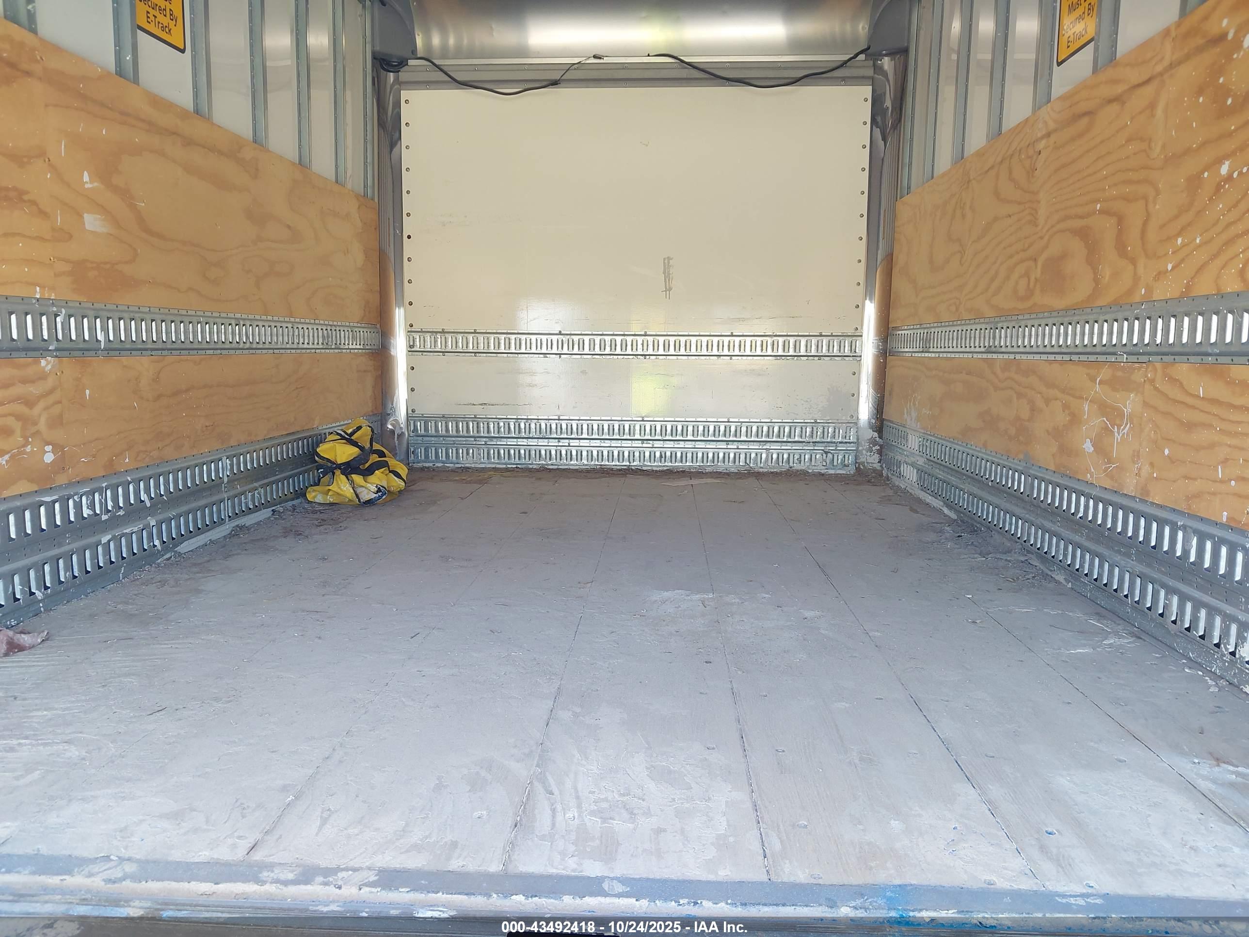 FORD F-450 image 8