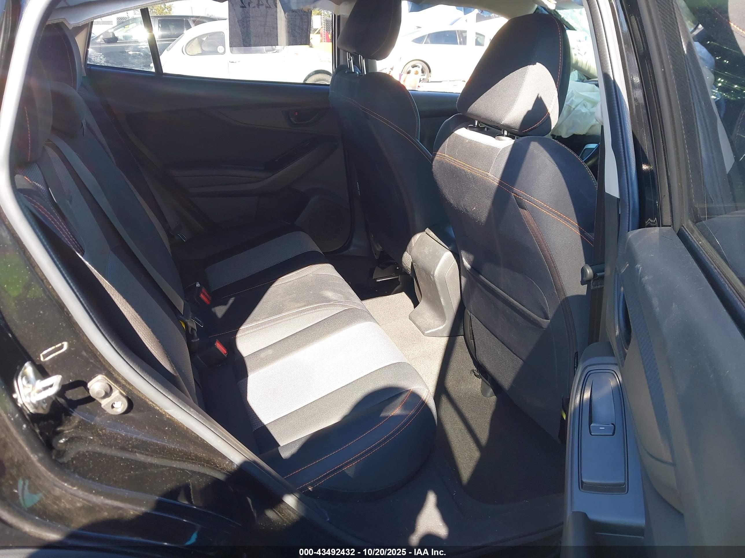 SUBARU CROSSTREK image 8