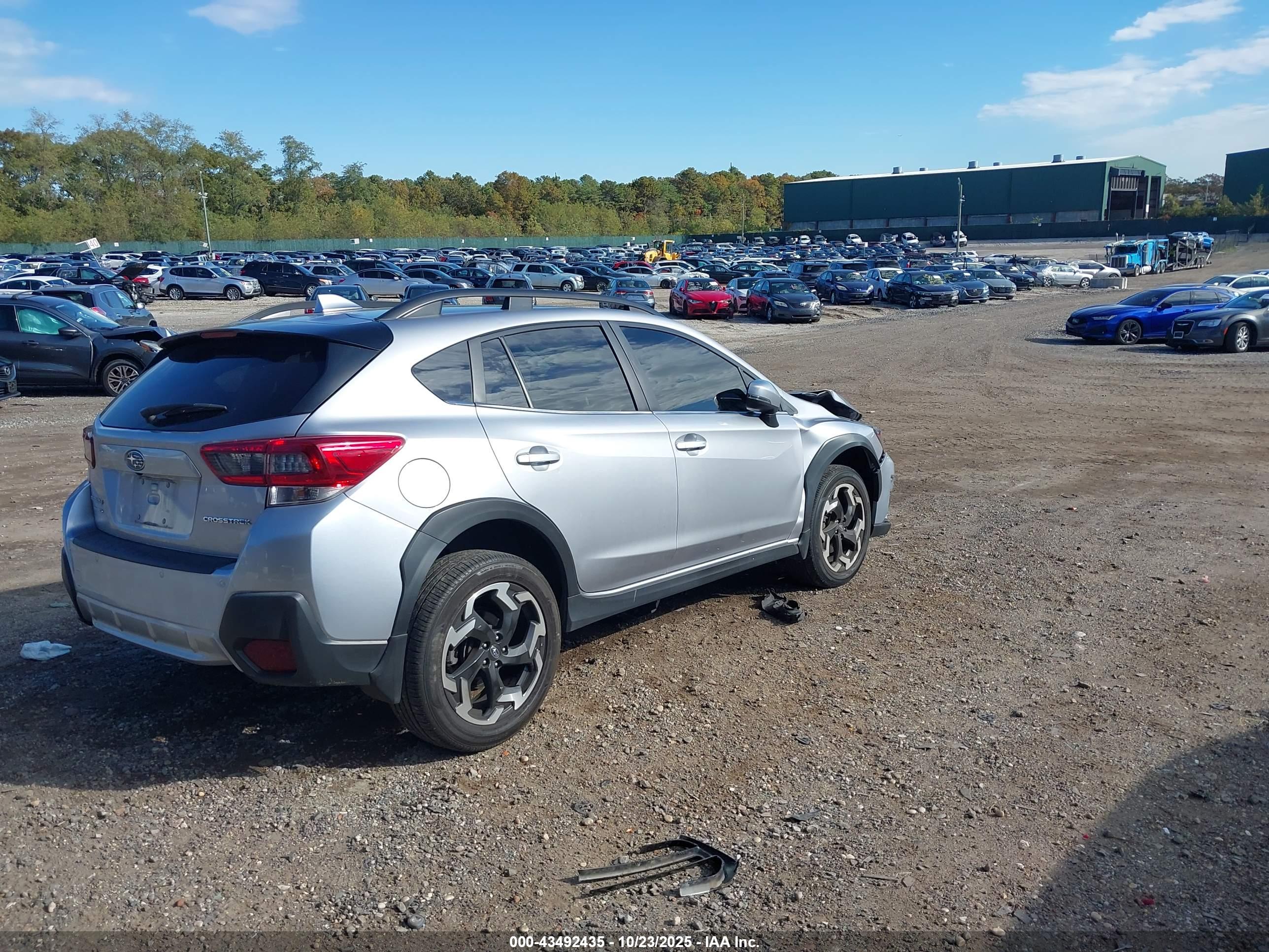 SUBARU CROSSTREK image 4