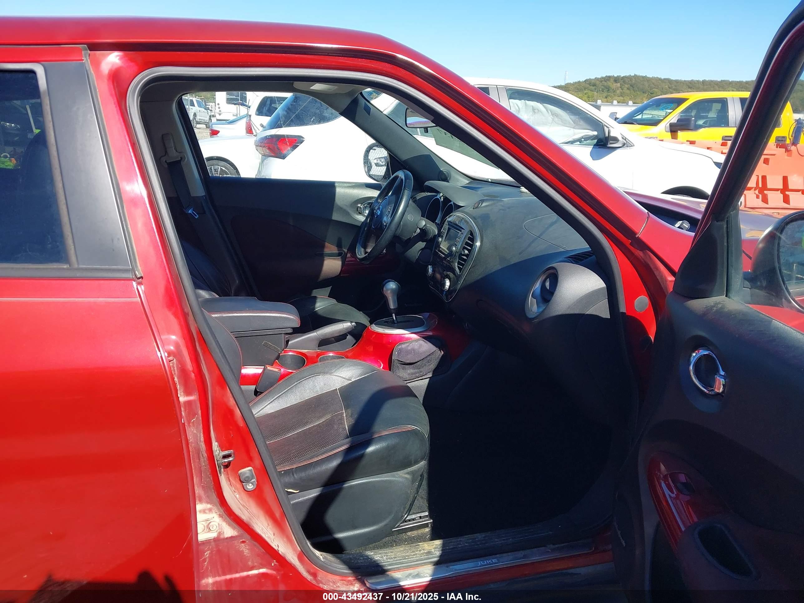 NISSAN JUKE image 5