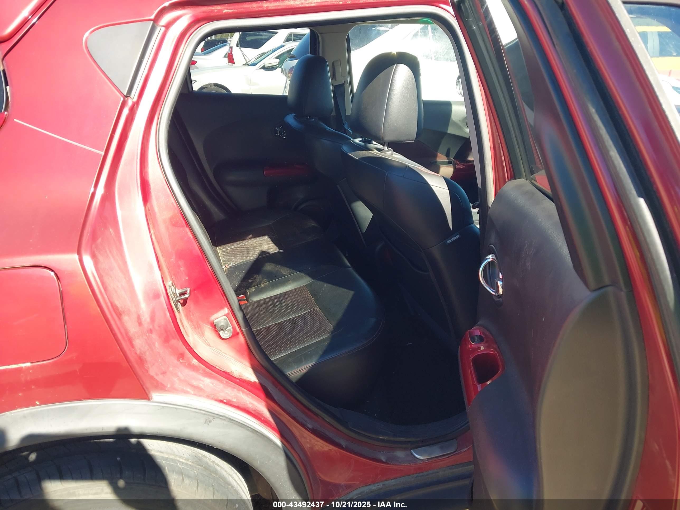 NISSAN JUKE image 8