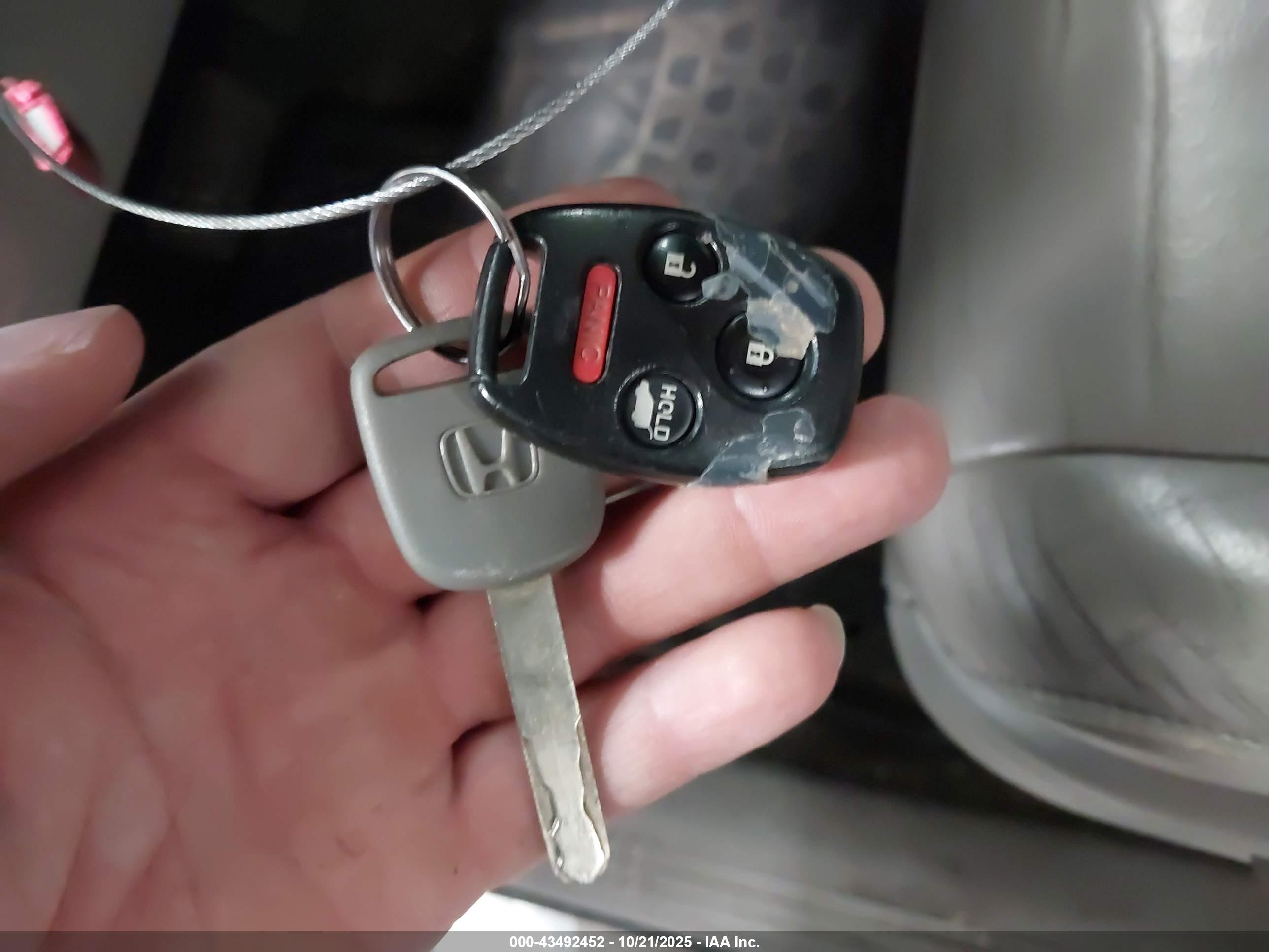 HONDA PILOT image 11
