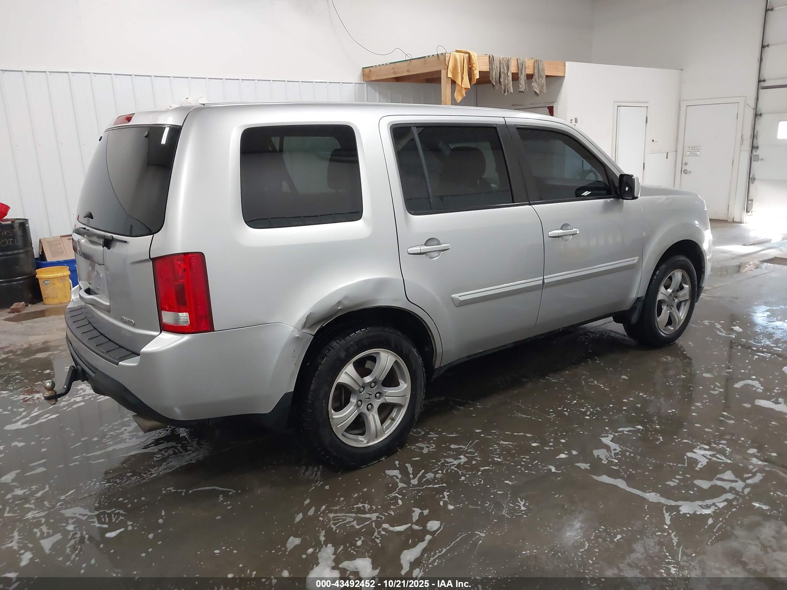 HONDA PILOT image 4