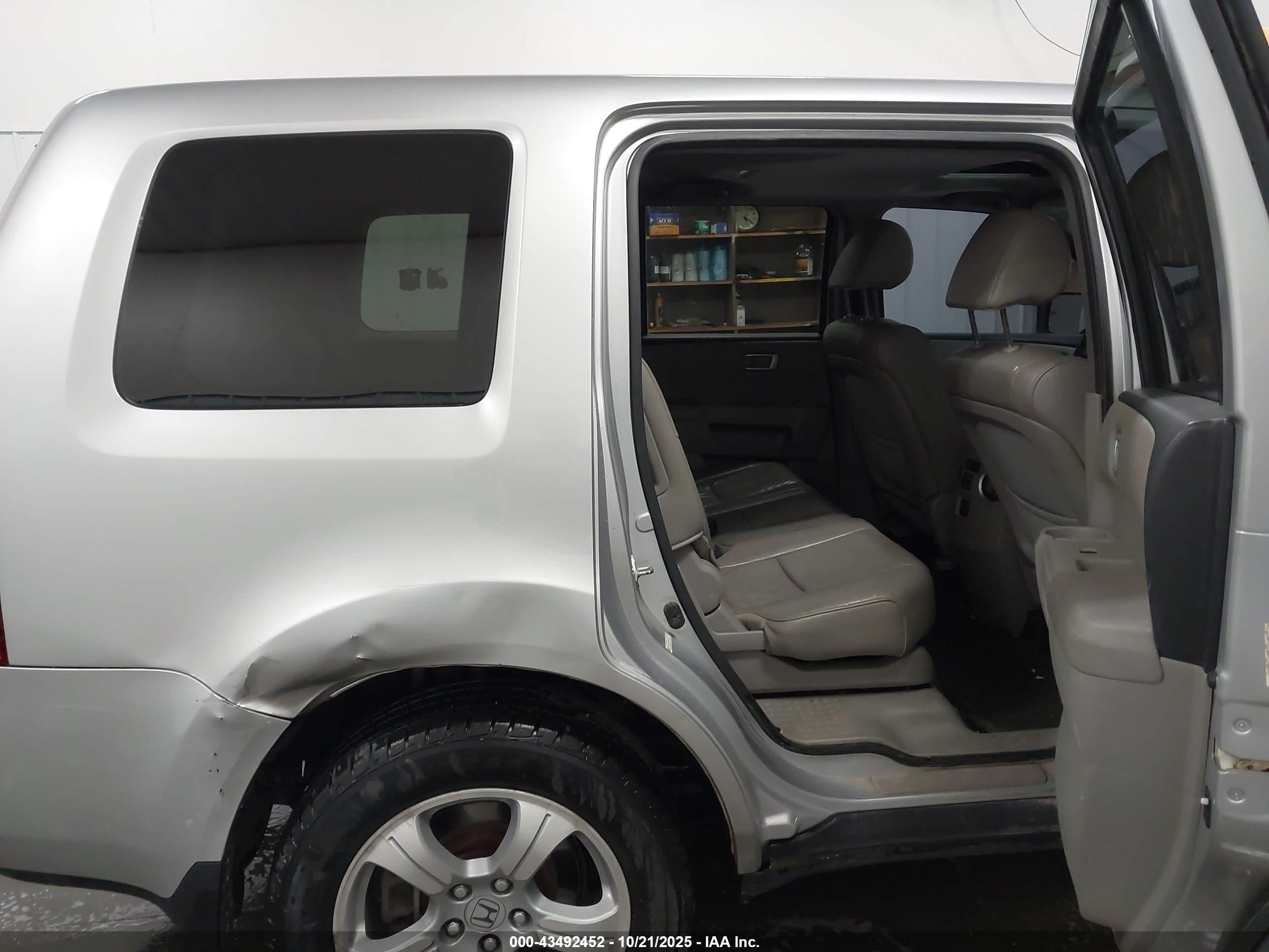HONDA PILOT image 8